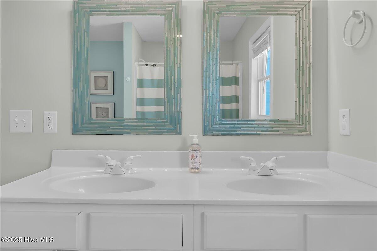 511 S Shore Drive, Surf City