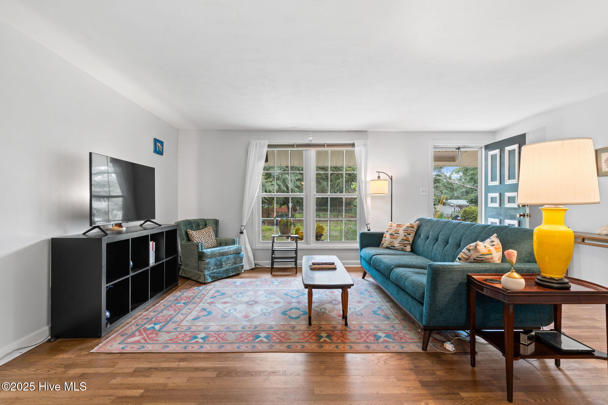 5405 Autumn Drive