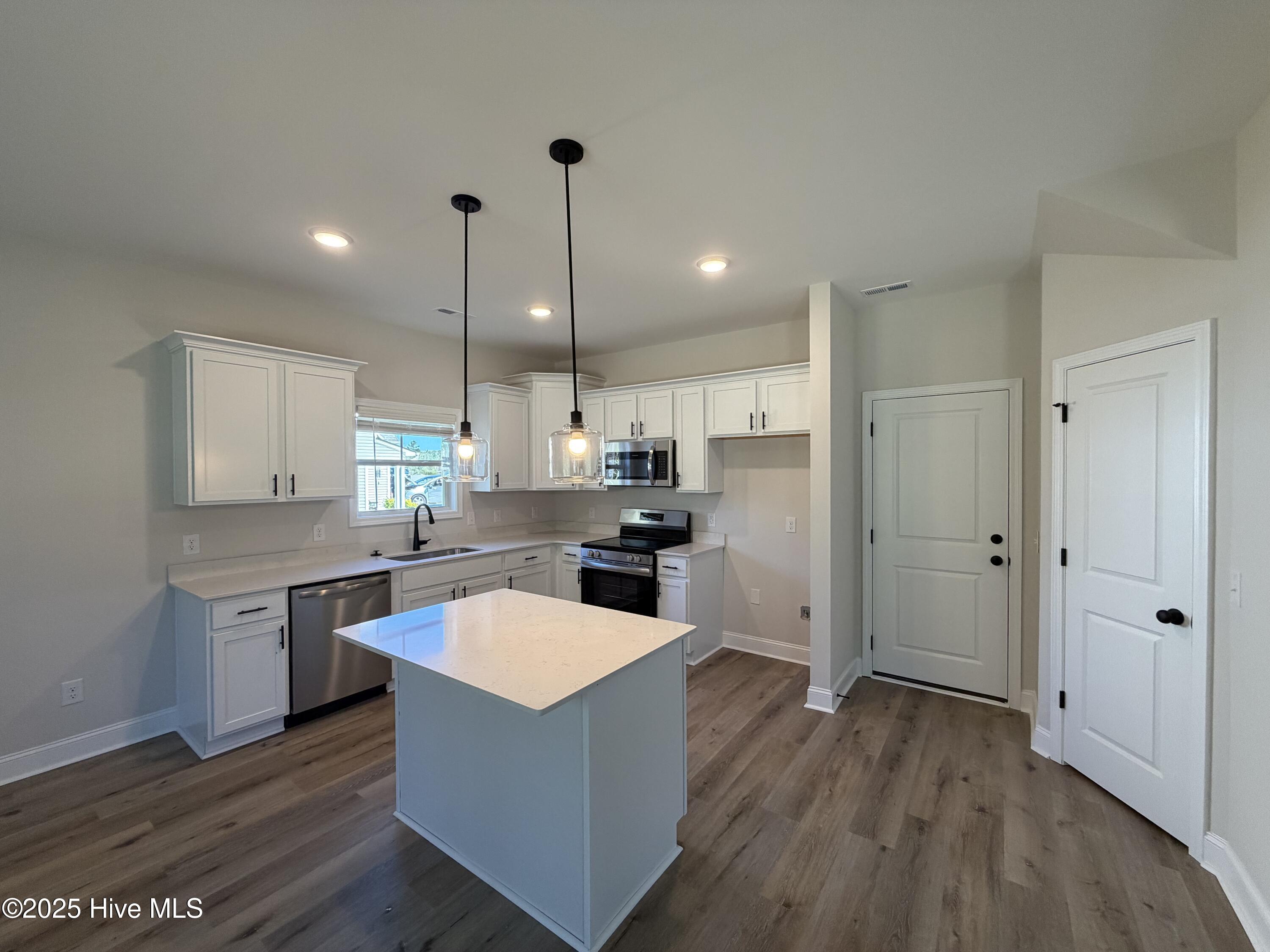514 Poppleton Drive