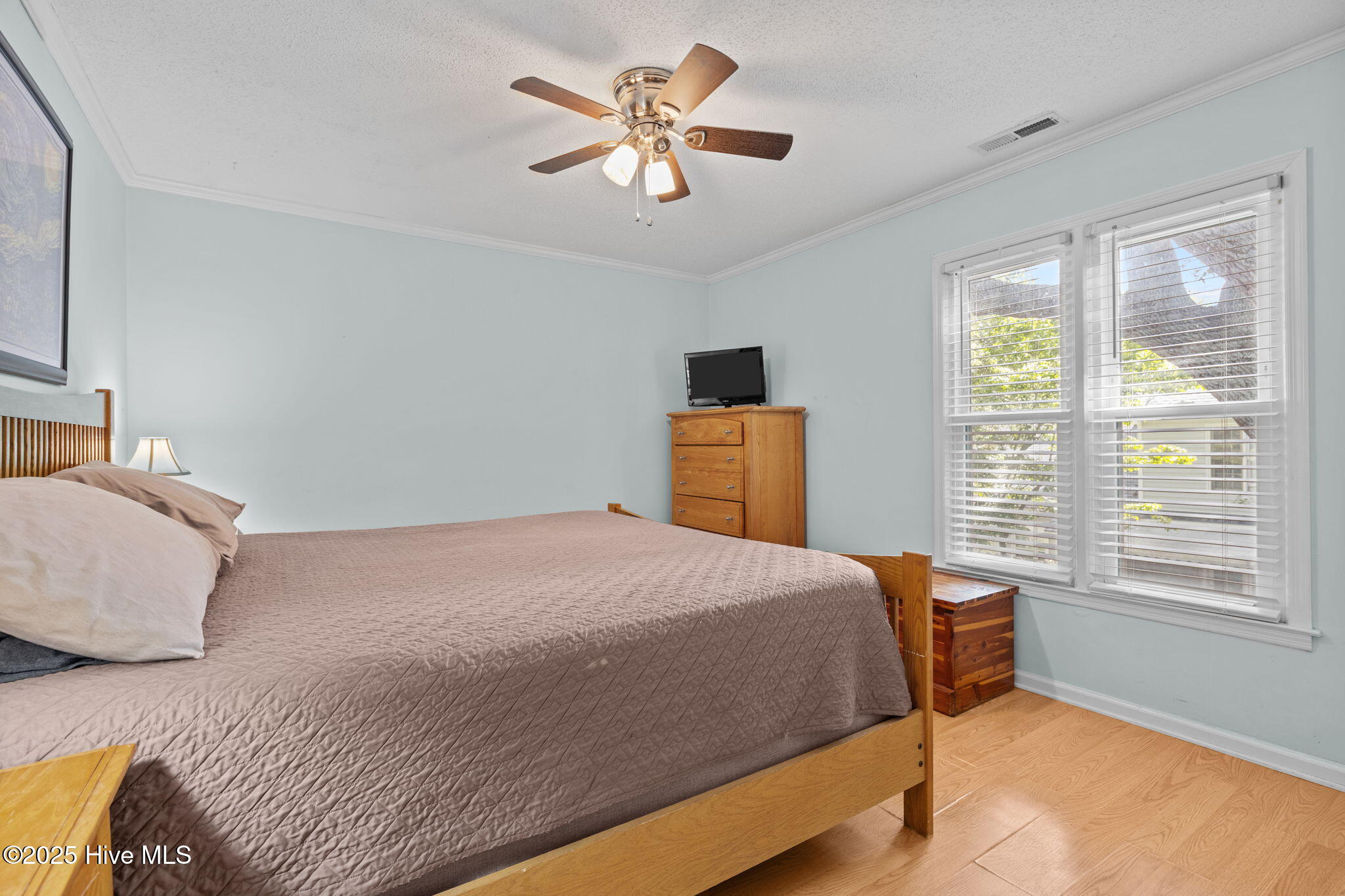 3200 Crystal Oaks Lane