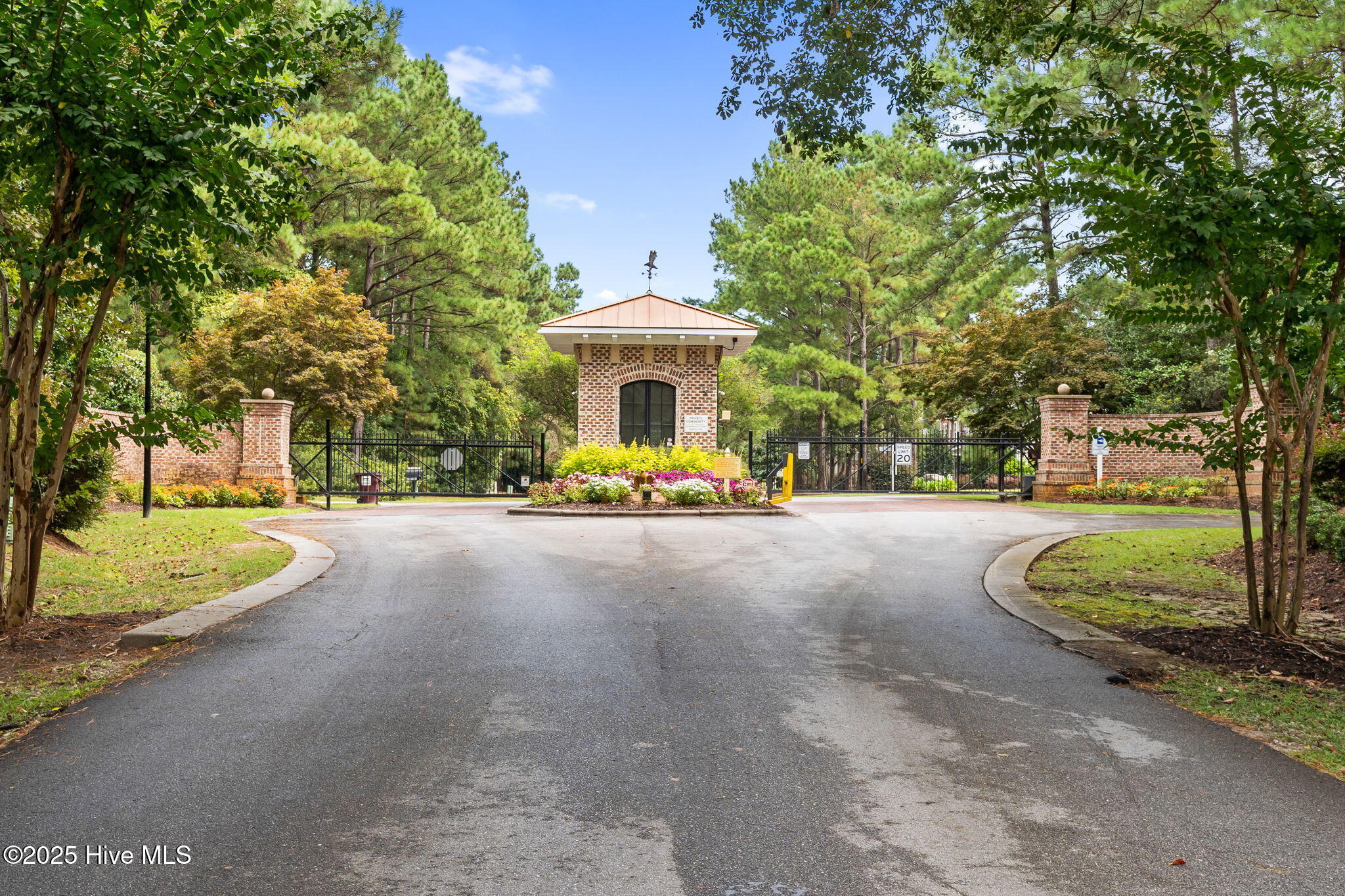 135 135 Hydrangea Lane