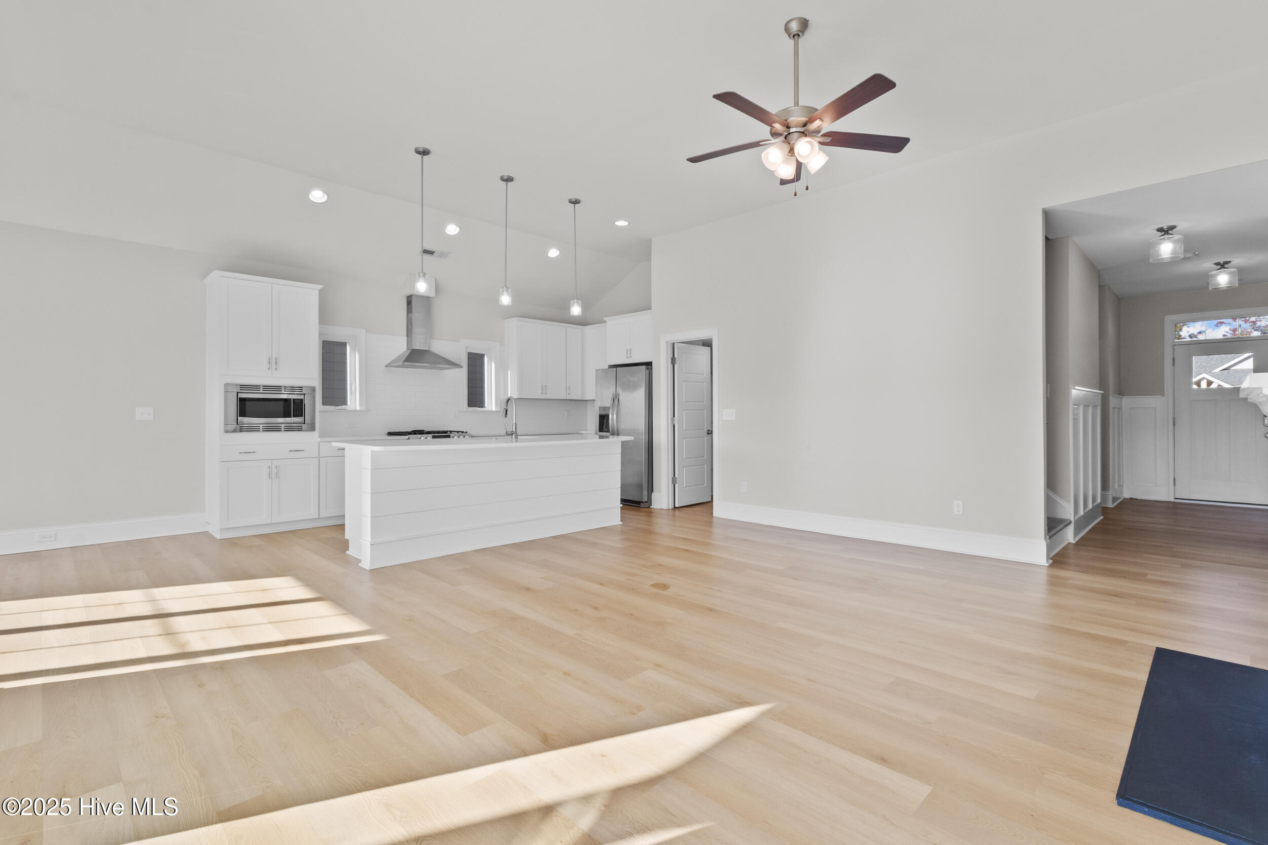 215 Hanover Lakes Drive