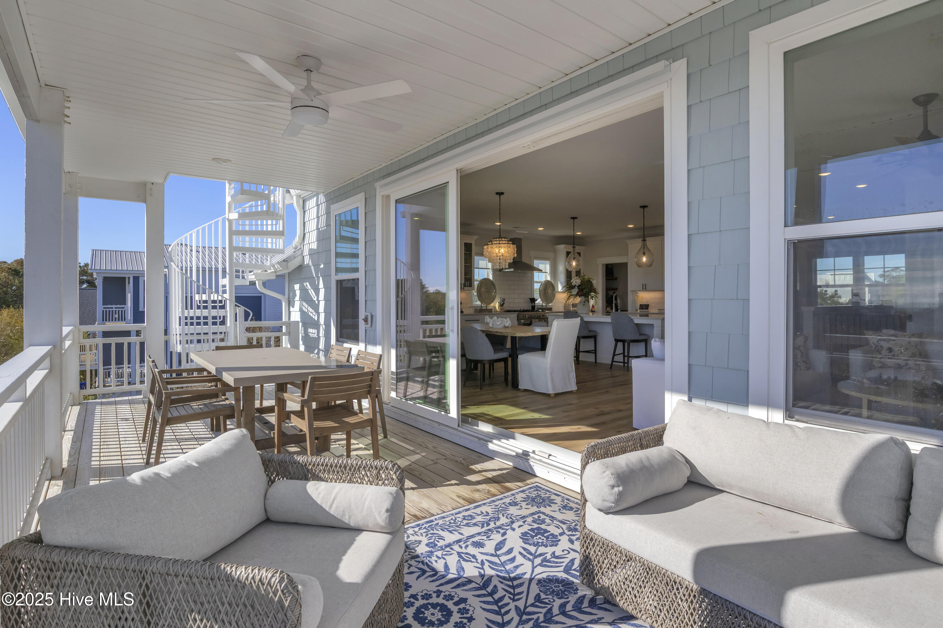 611 Third Street S