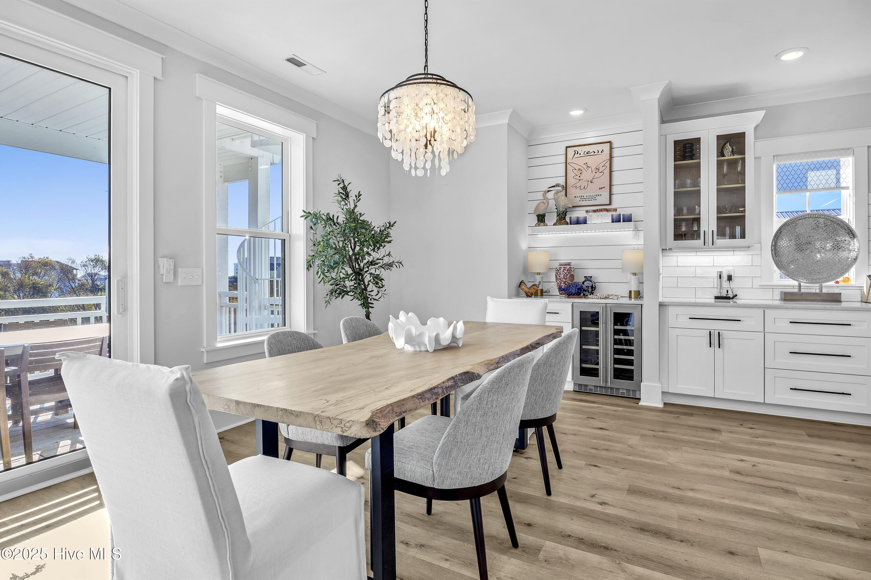 611 Third Street S