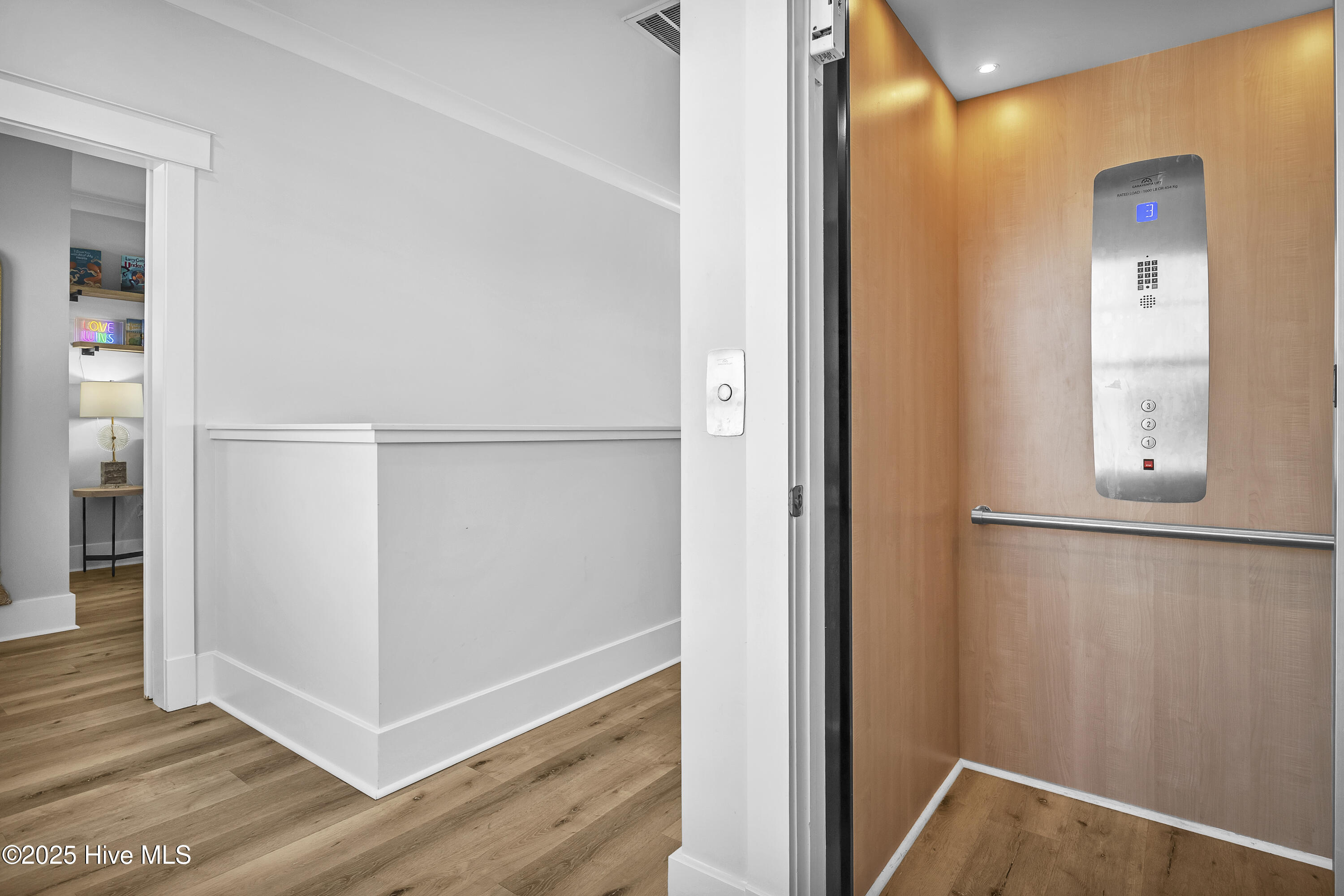 611 Third Street S