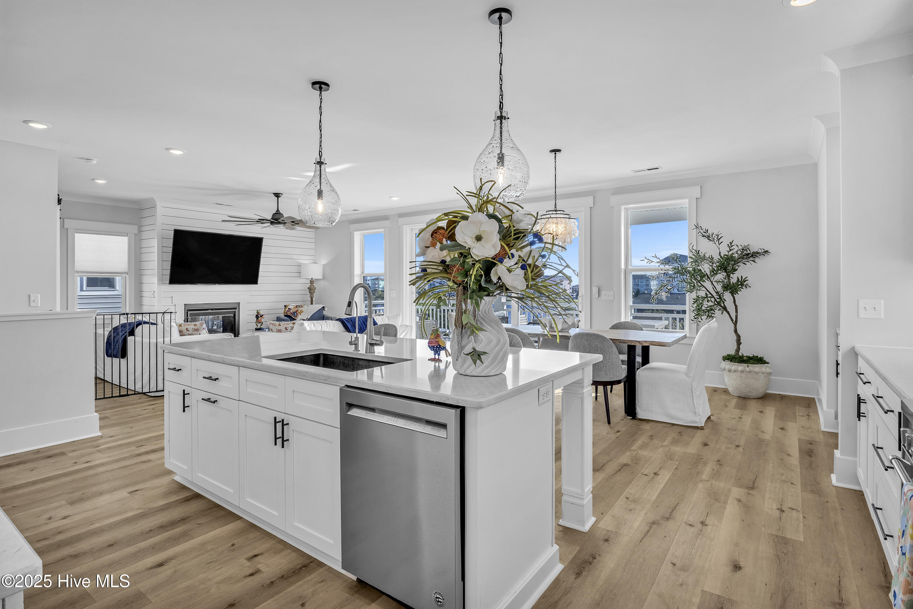 611 Third Street S