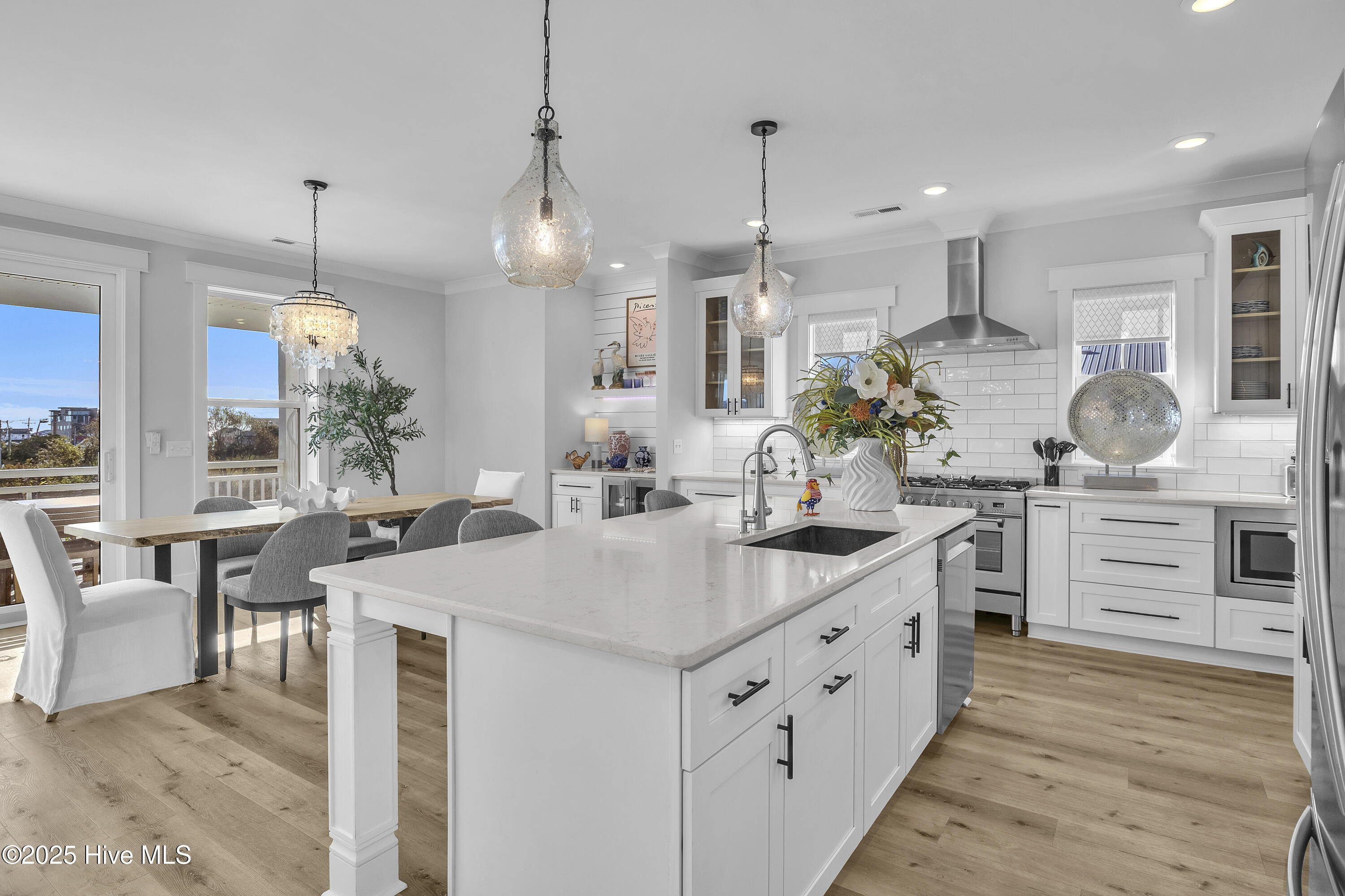 611 Third Street S