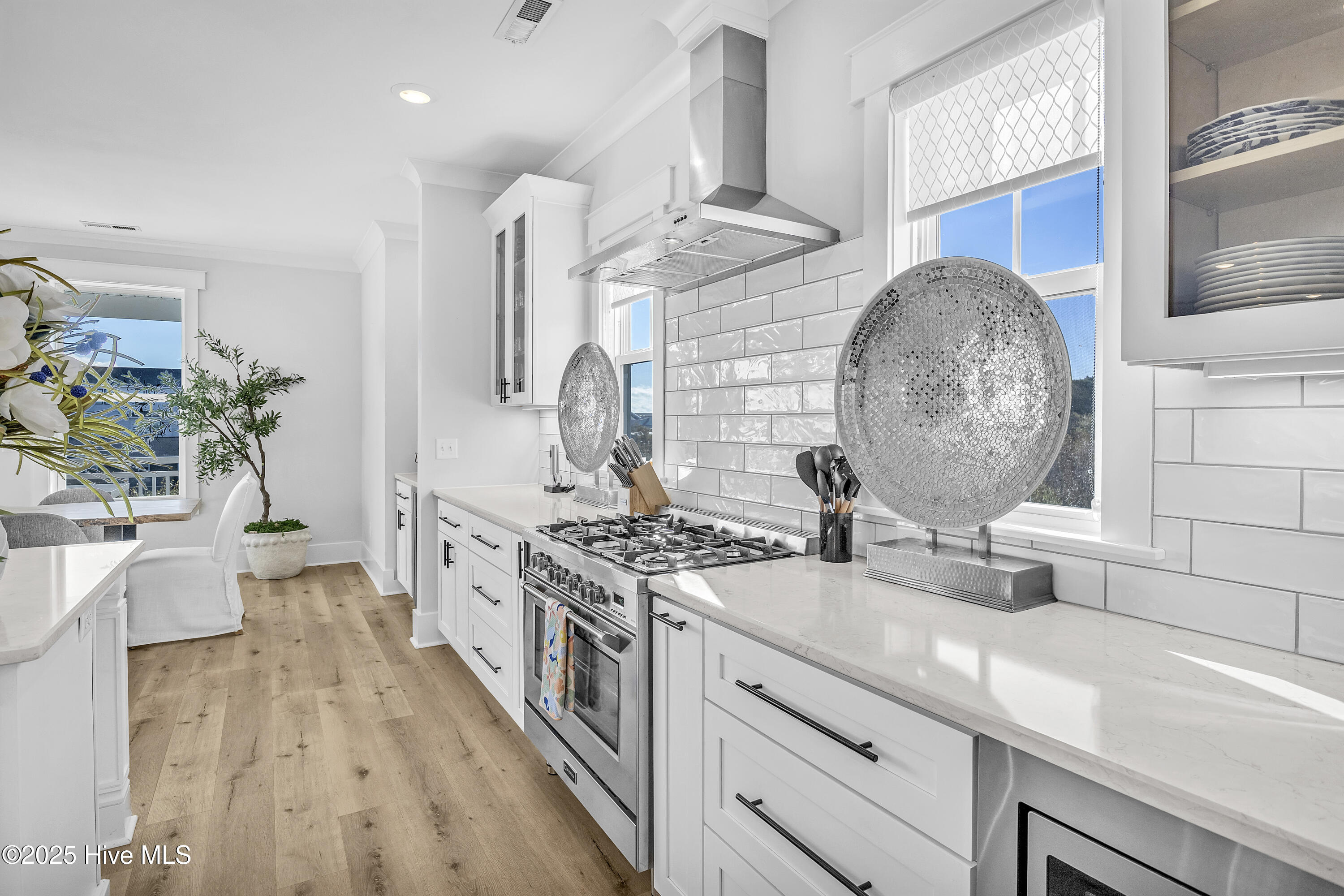 611 Third Street S