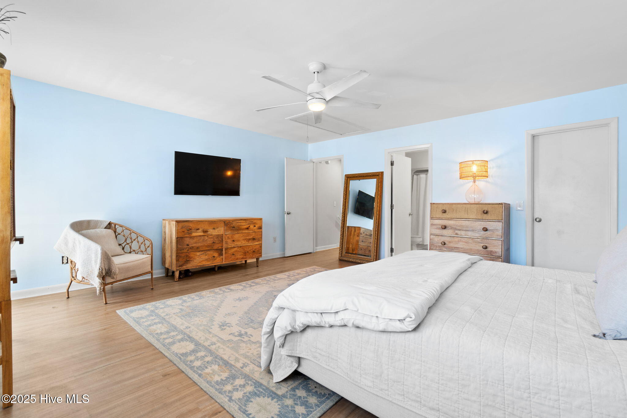 1800 Eastwood Road 230