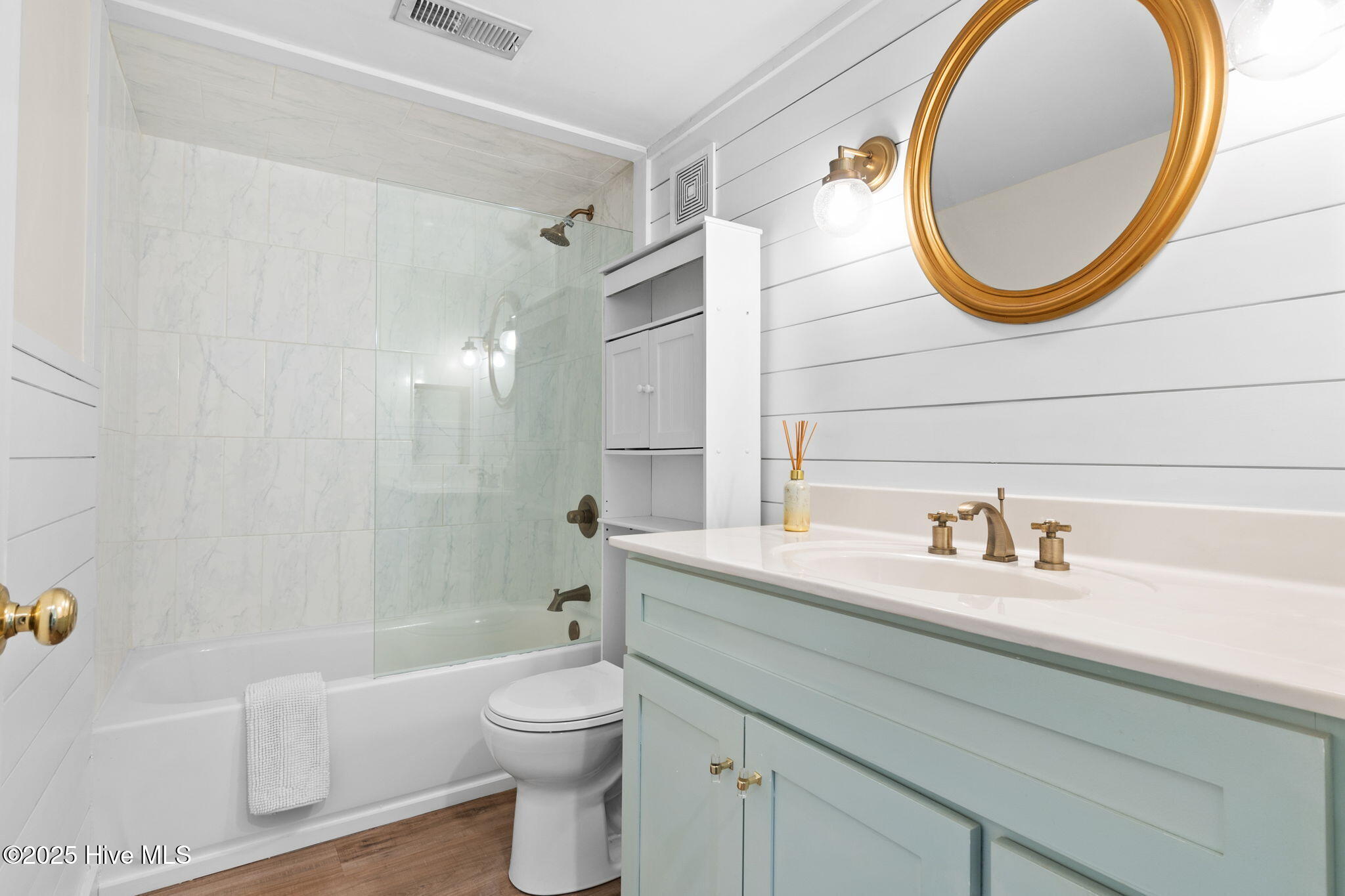 1800 Eastwood Road 230