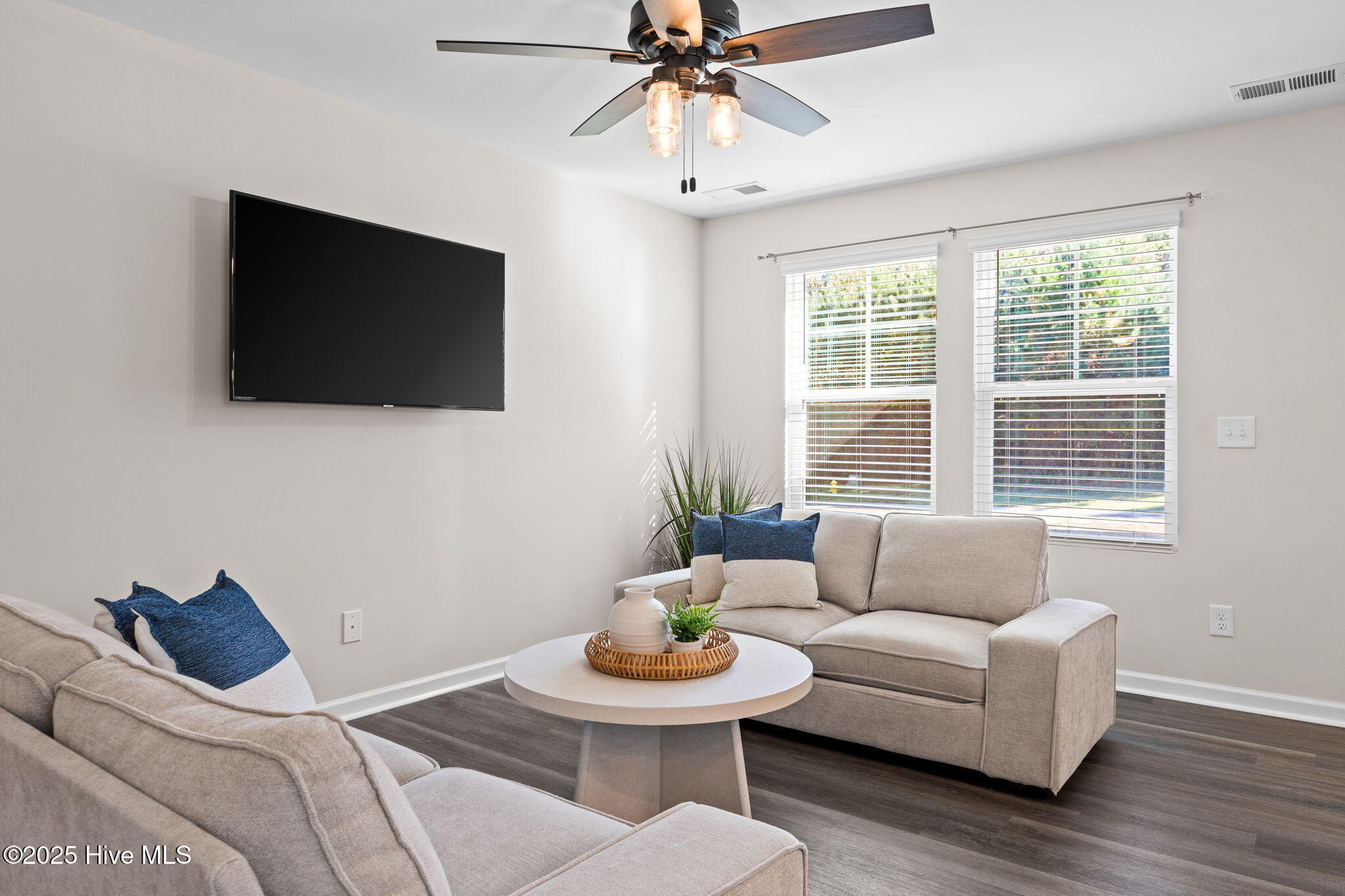 1316 N Fisher King Drive SE