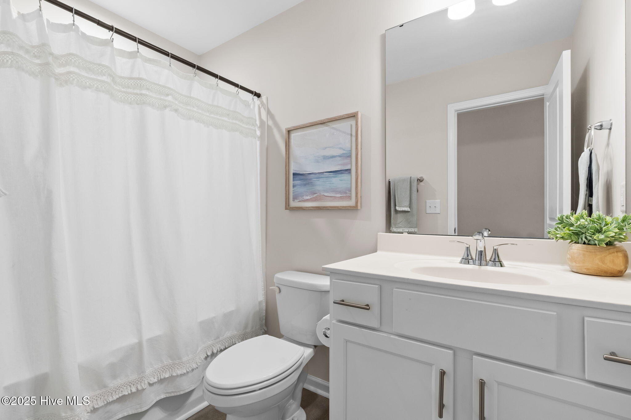 1316 N Fisher King Drive SE