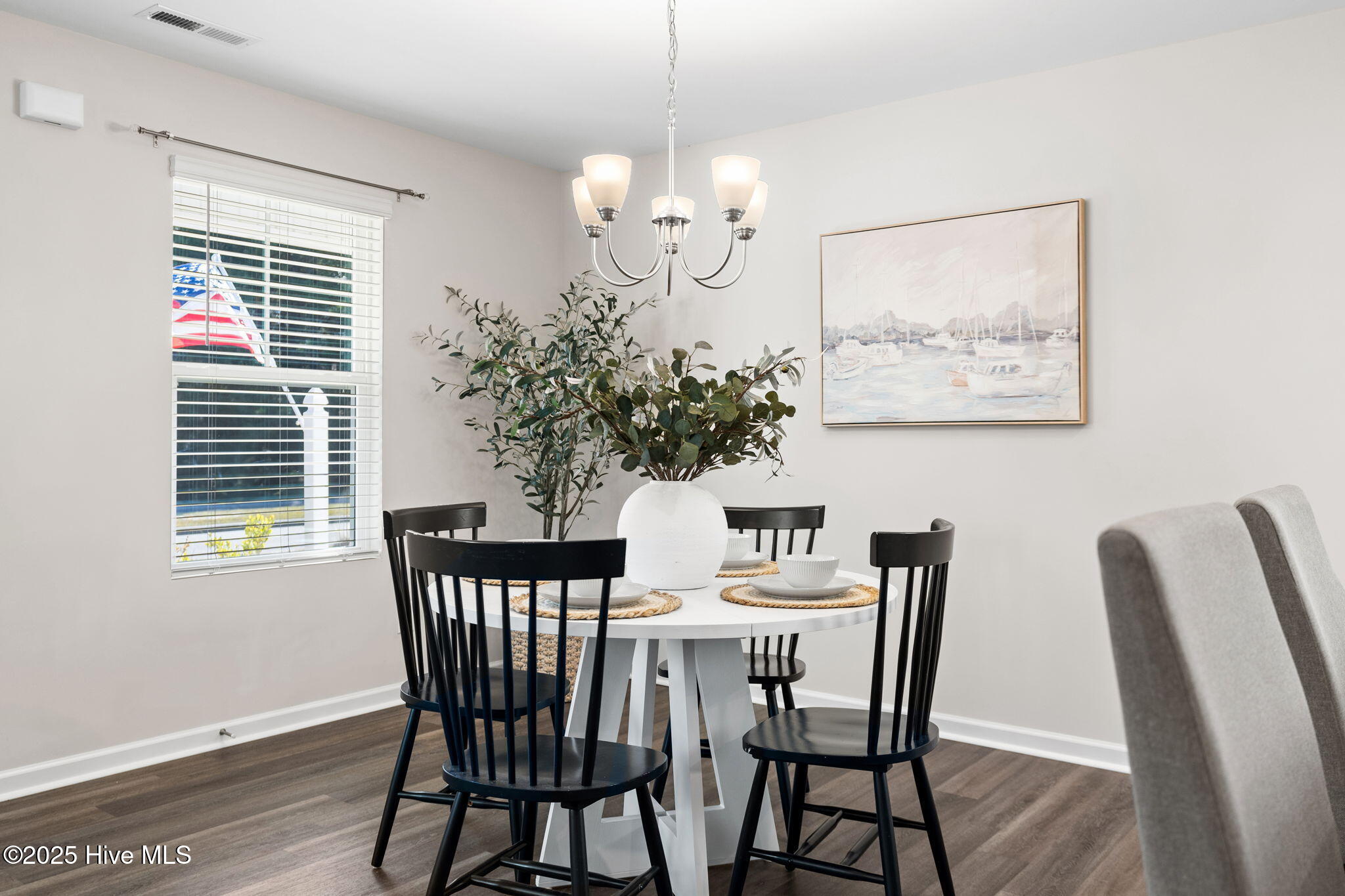 1316 N Fisher King Drive SE