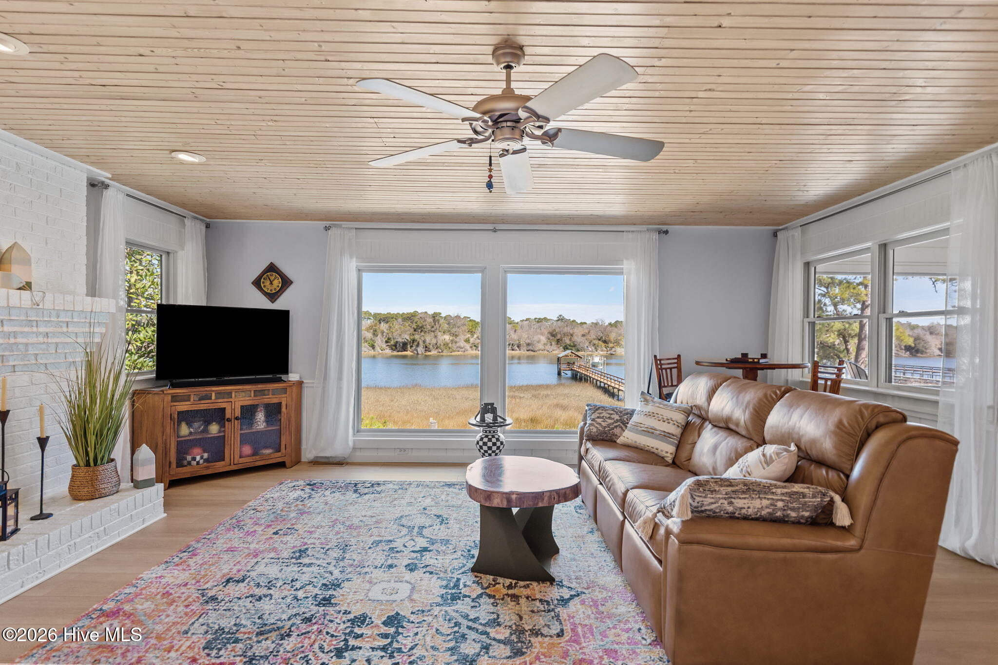 2502 W Yacht Drive