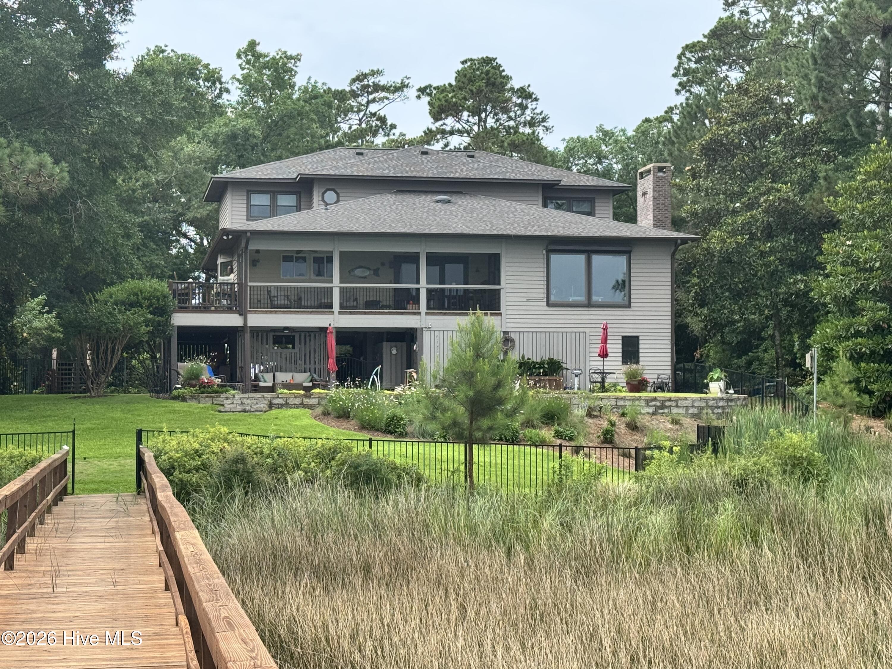 2502 W Yacht Drive