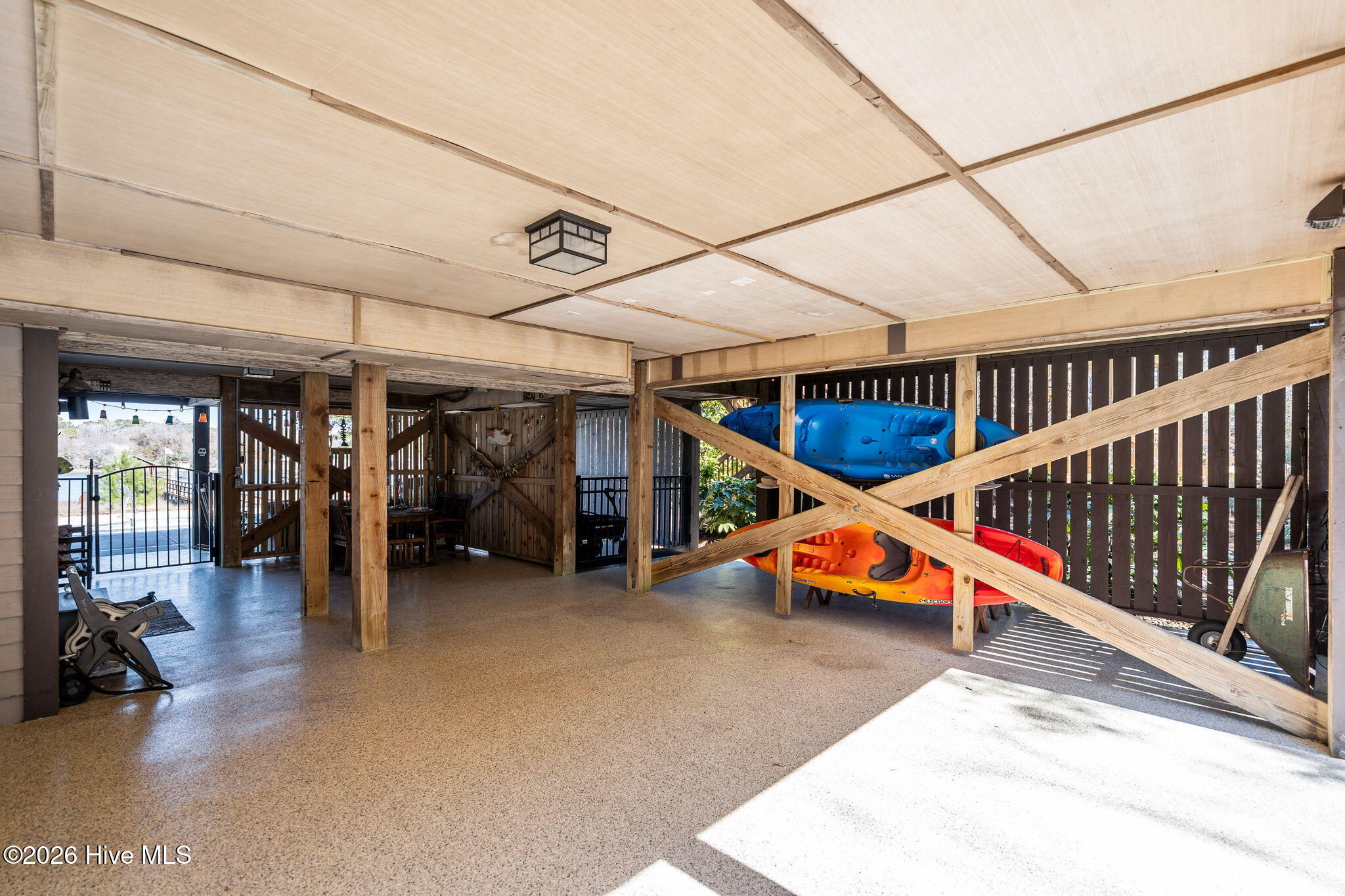 2502 W Yacht Drive