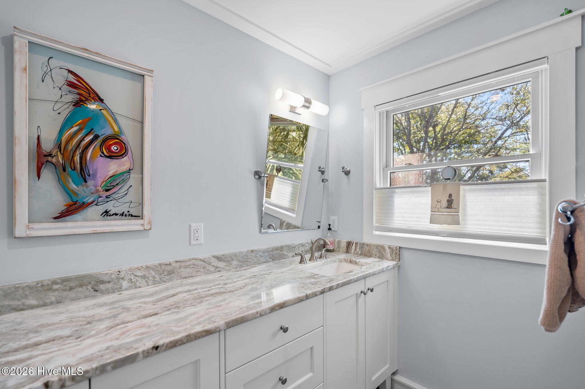 2502 W Yacht Drive