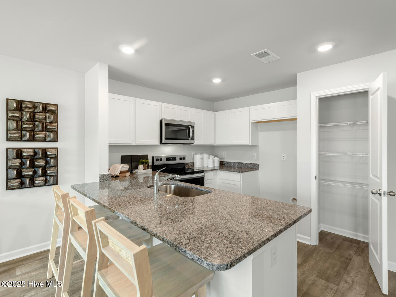 120 N Grassland Road Unit 15
