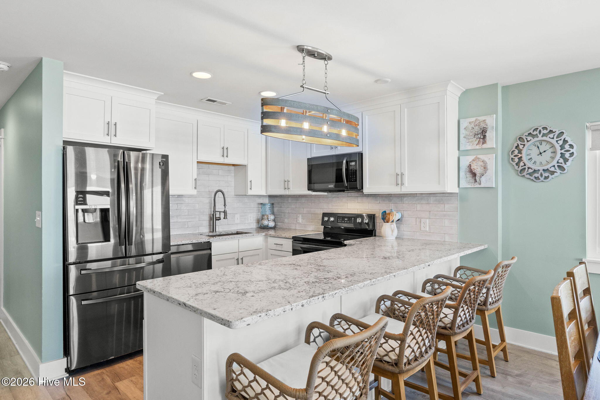 201 Carolina Beach Avenue S 207