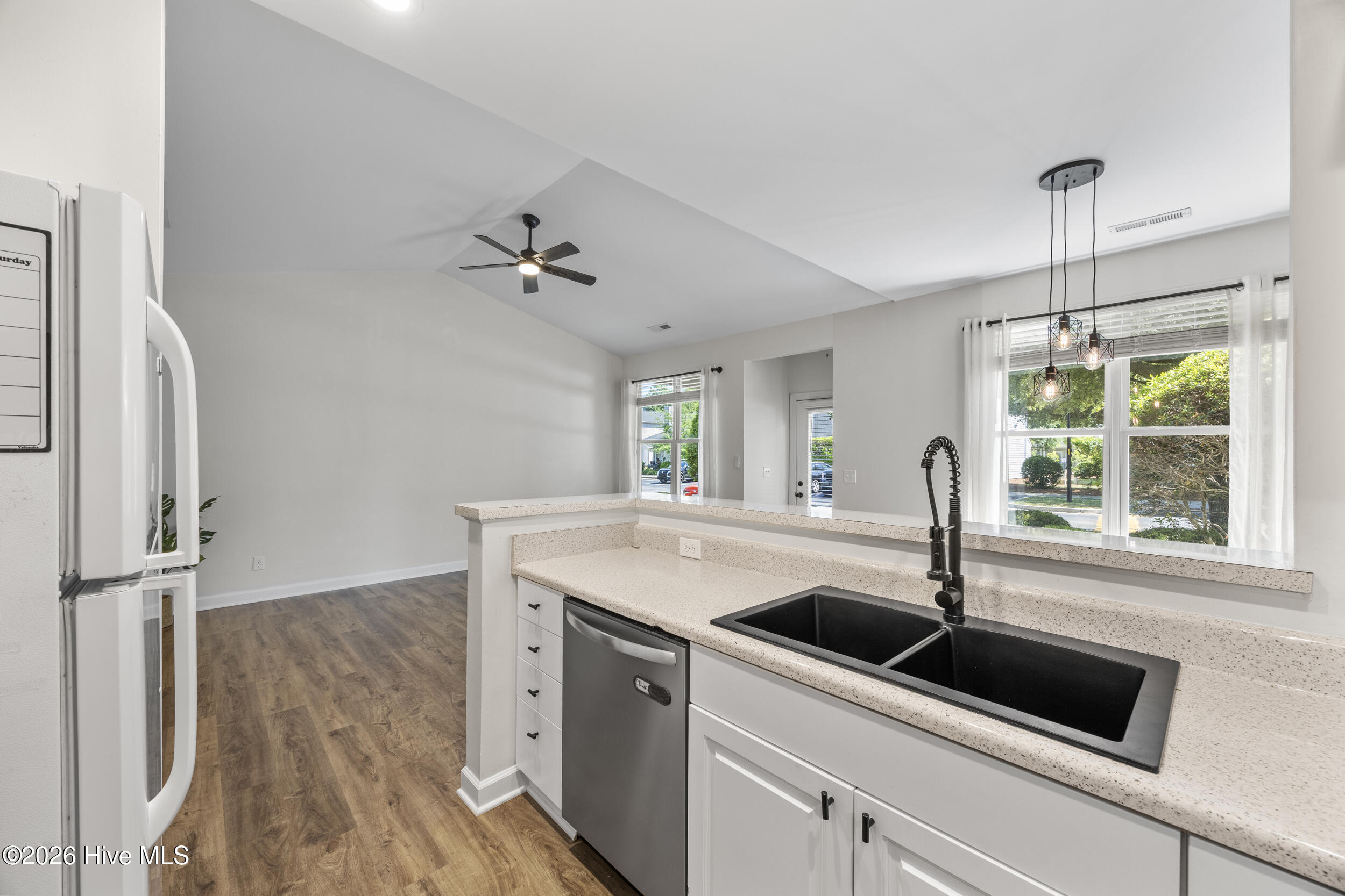 321 S Kerr Avenue Unit 157