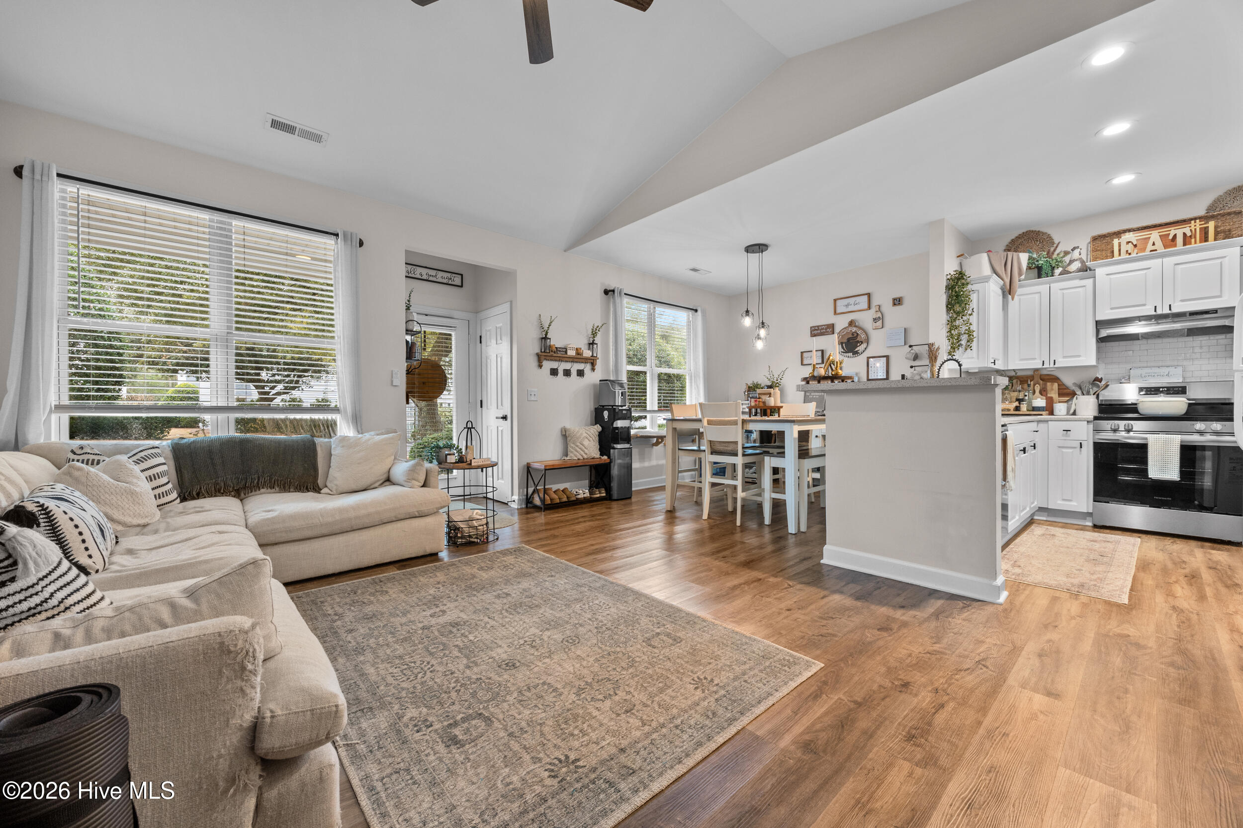 321 S Kerr Avenue Unit 157