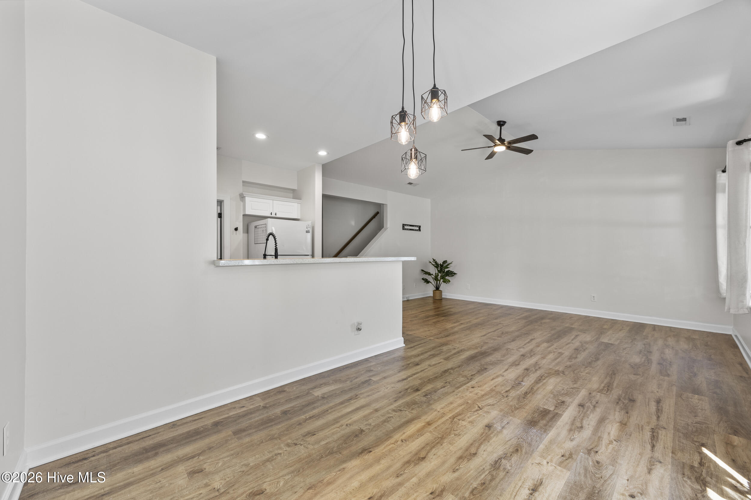 321 S Kerr Avenue Unit 157