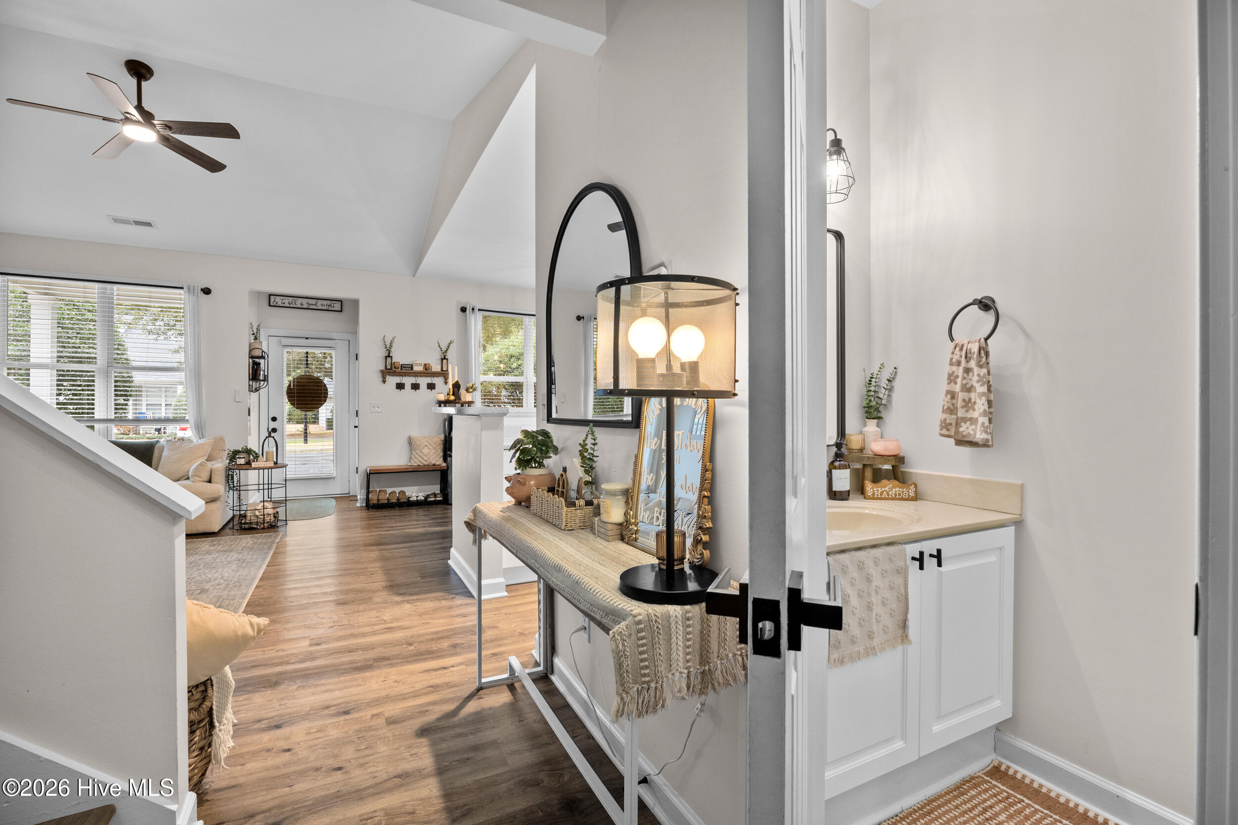 321 S Kerr Avenue Unit 157