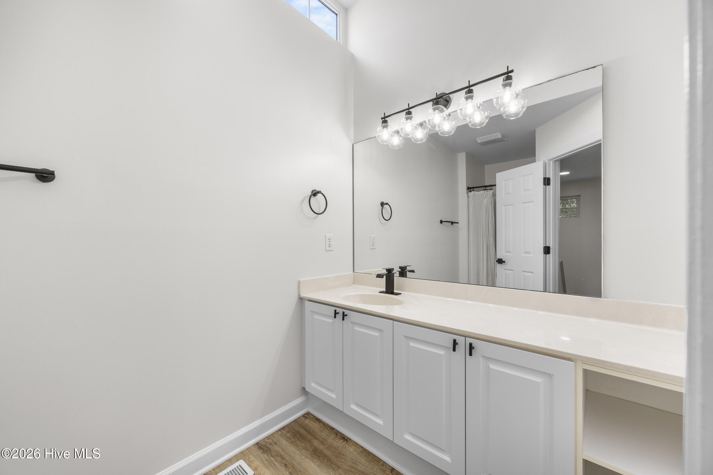 321 S Kerr Avenue Unit 157