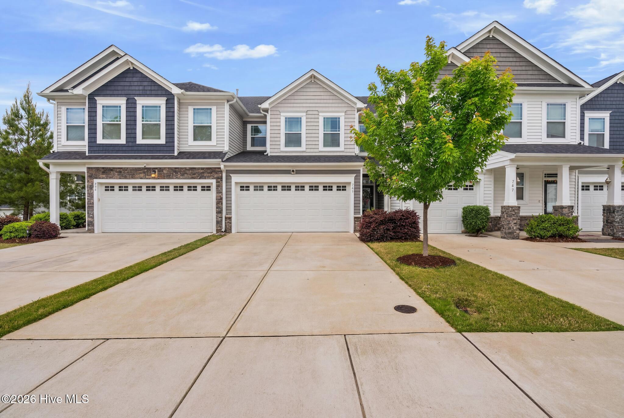 743 Creekway Drive