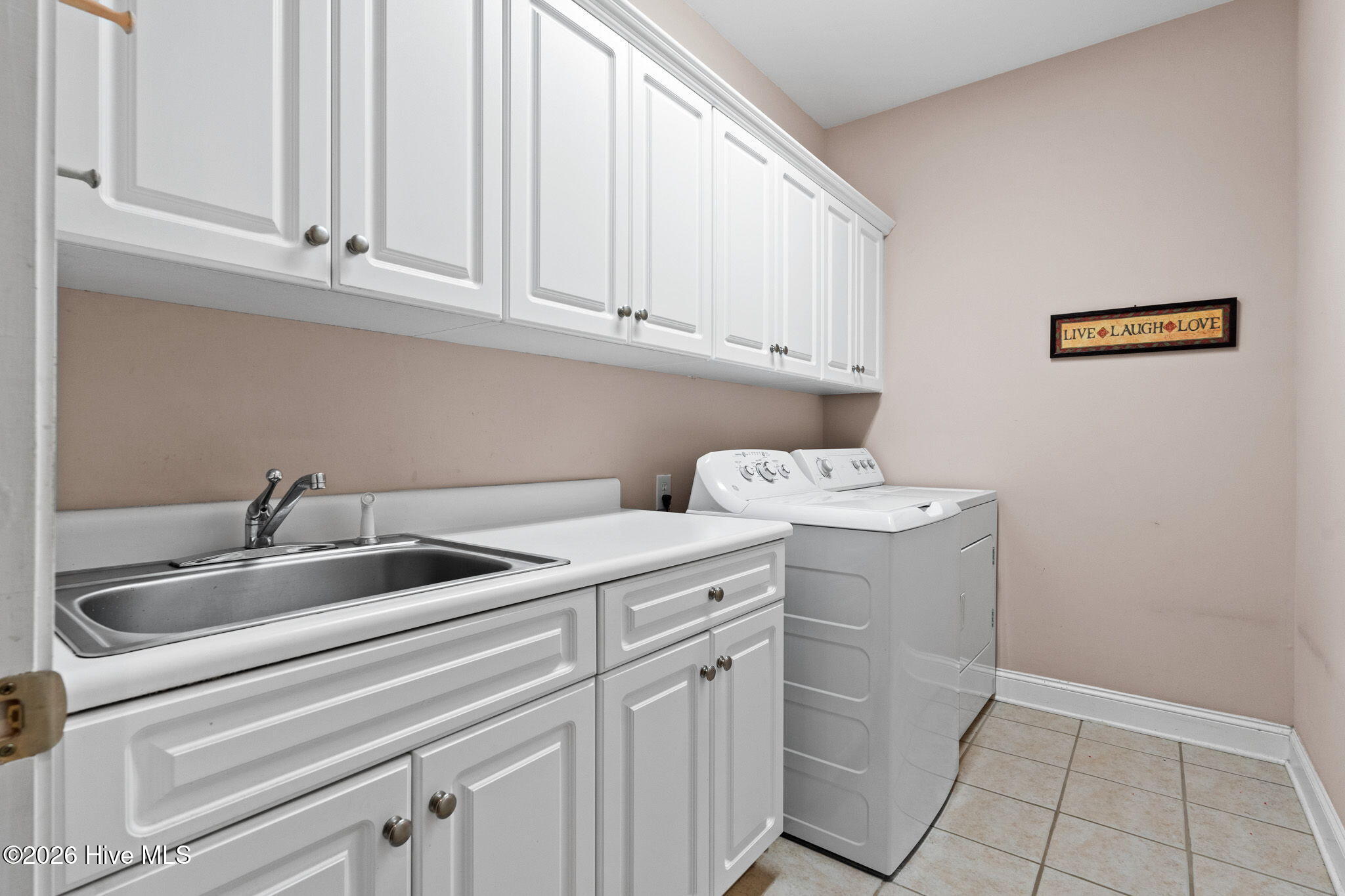 1601 Colonist Square SW