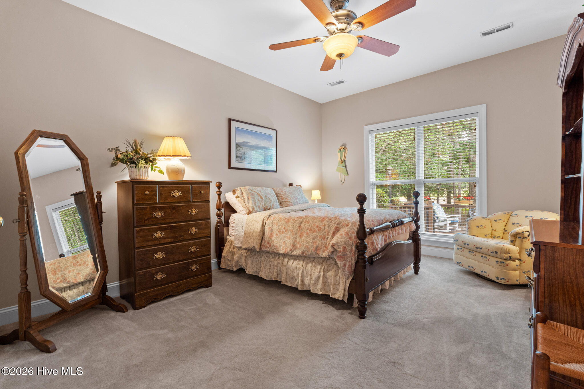 1601 Colonist Square SW