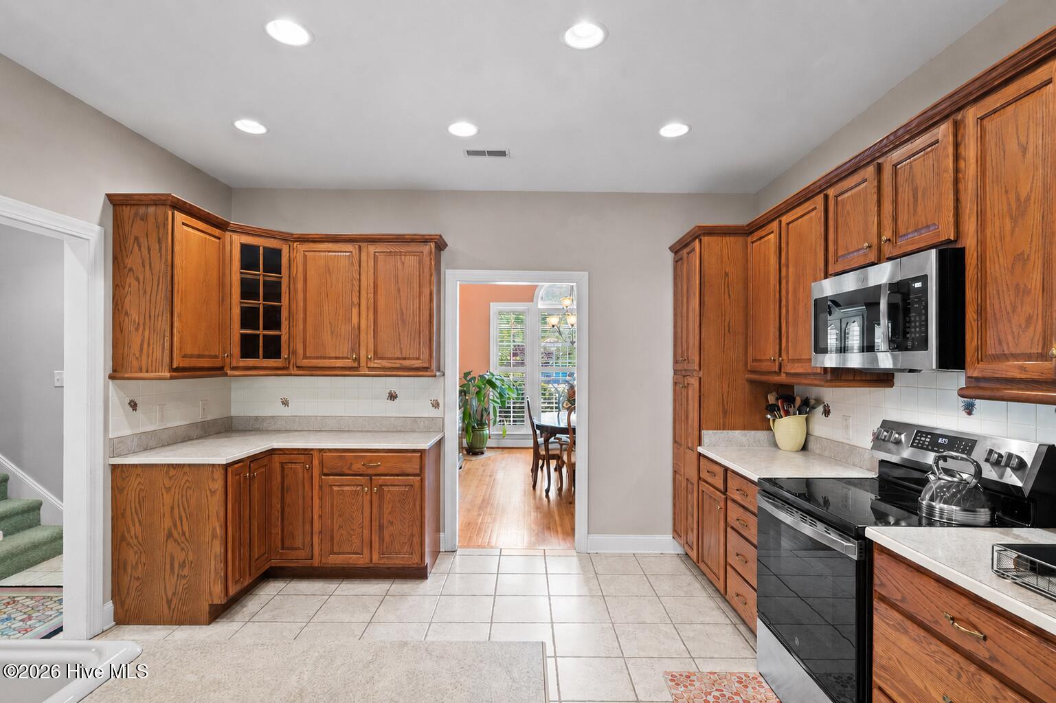 1601 Colonist Square SW