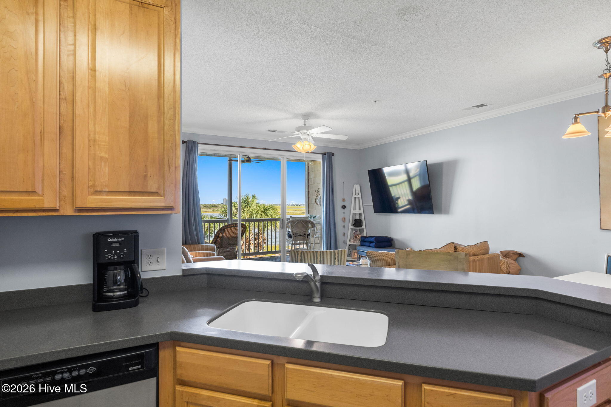 1135 Park Road SW 2203