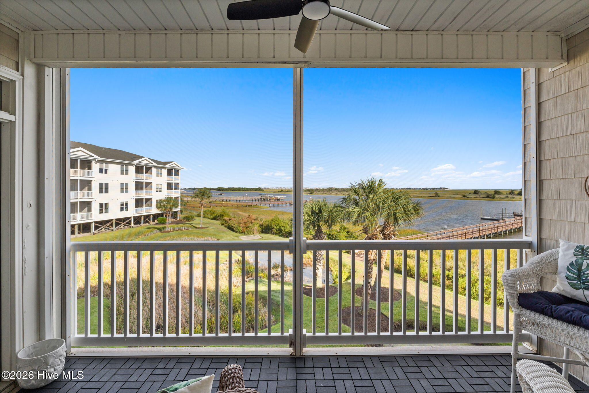 1135 Park Road SW 2203