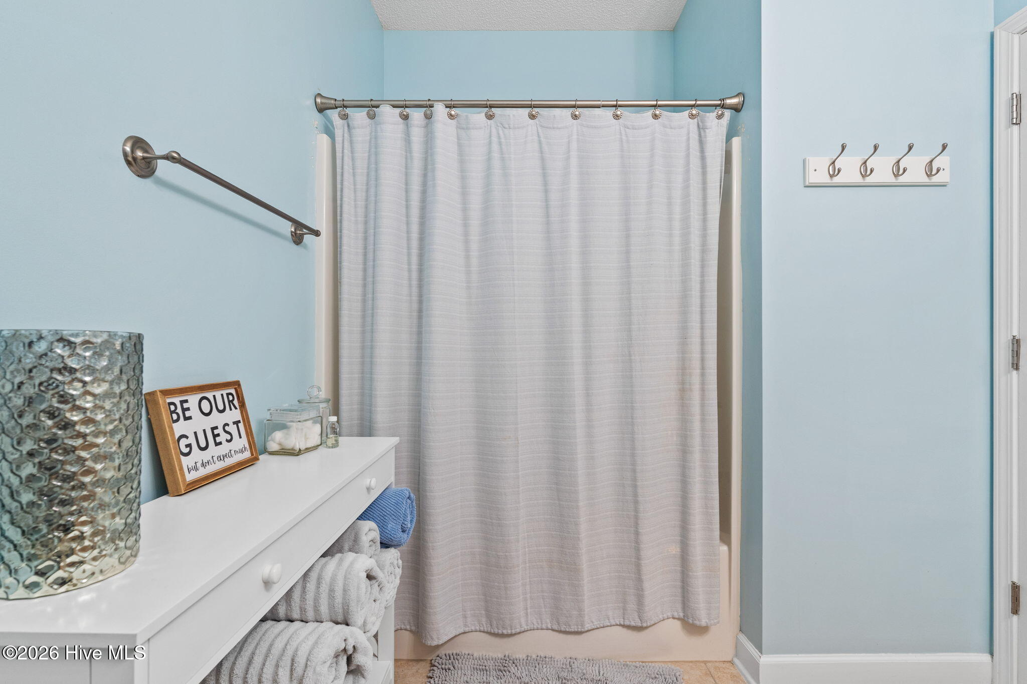1135 Park Road SW 2203