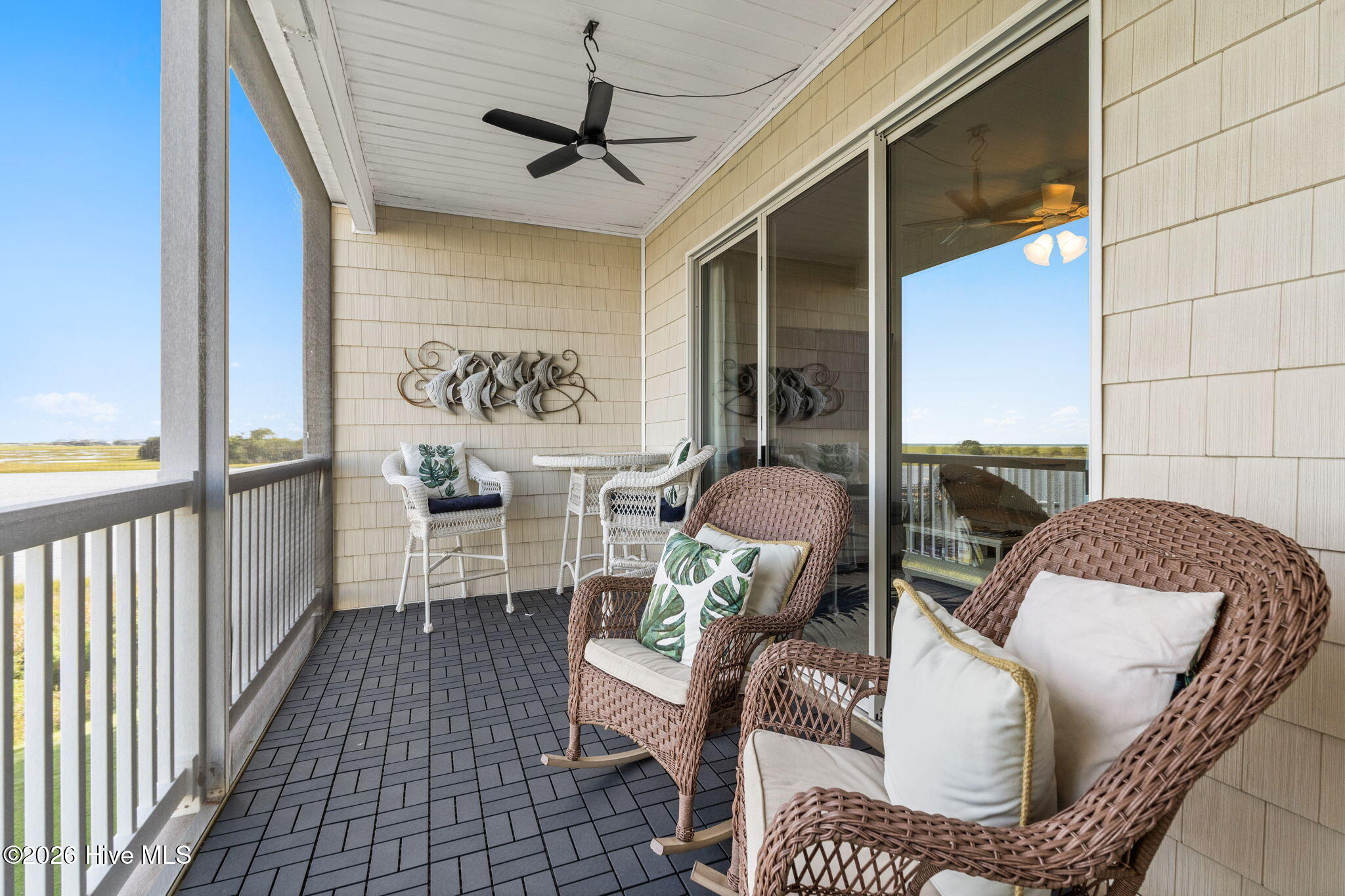 1135 Park Road SW 2203