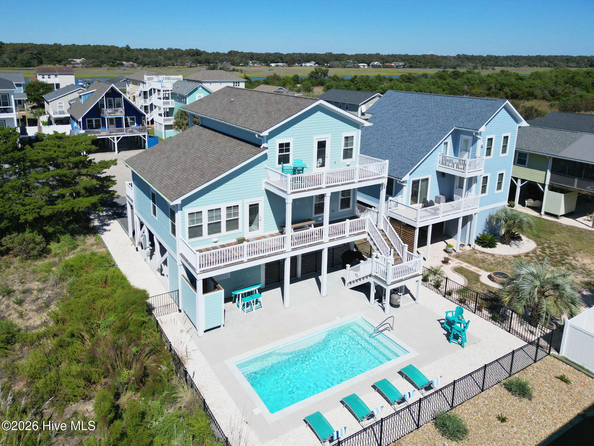 303 Sand Piper Lane