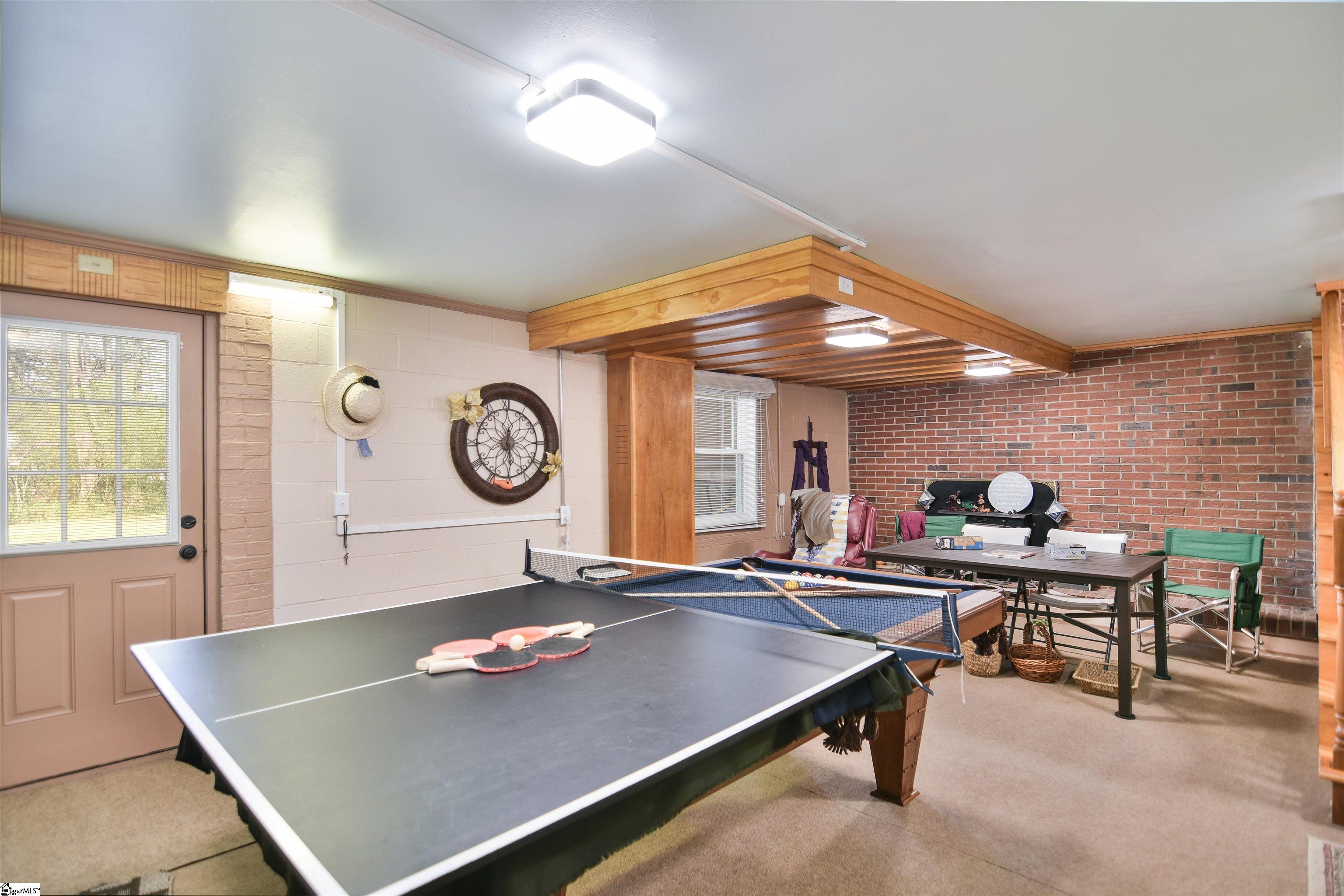 201 E Standing Springs Road, Simpsonville