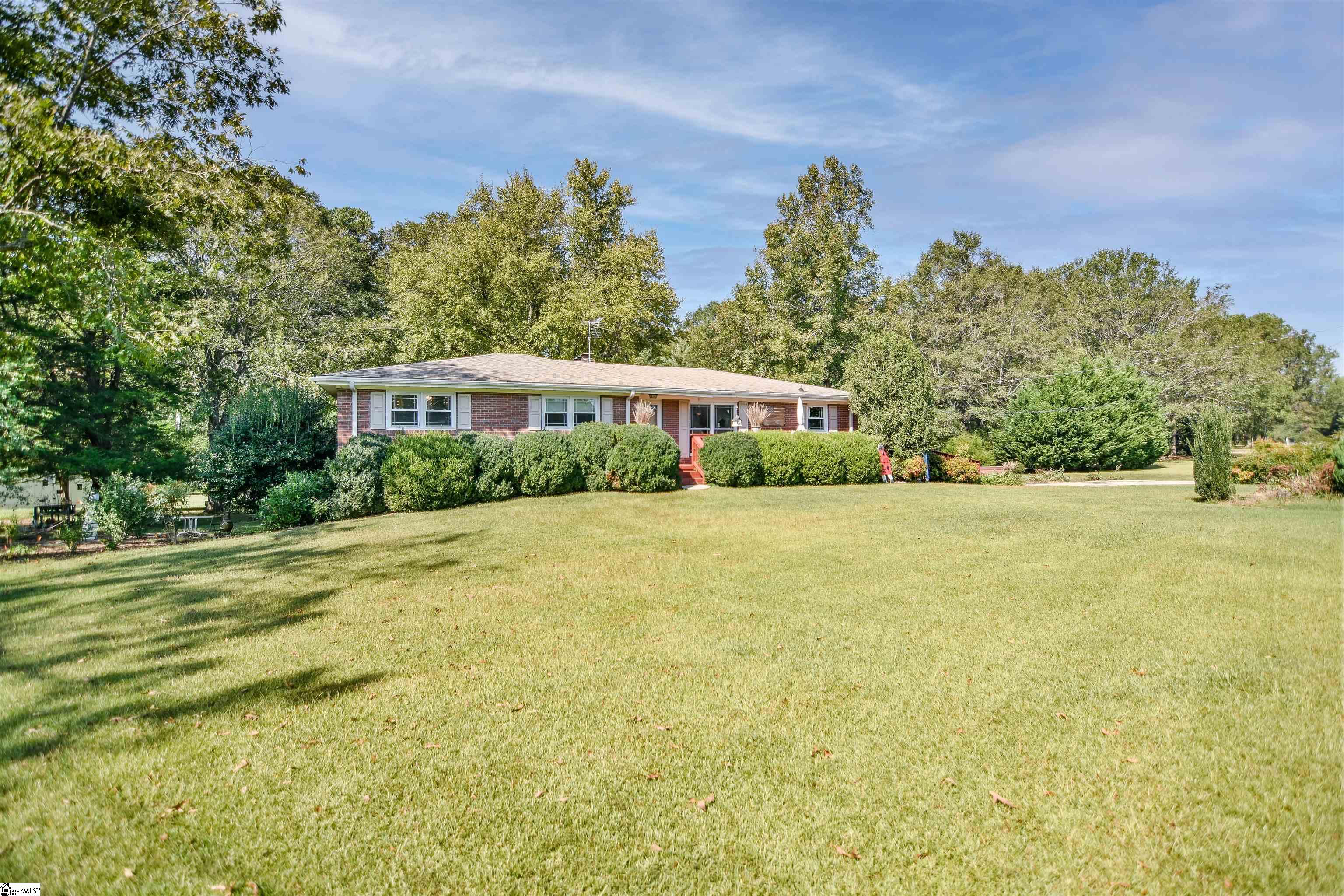 201 E Standing Springs Road, Simpsonville