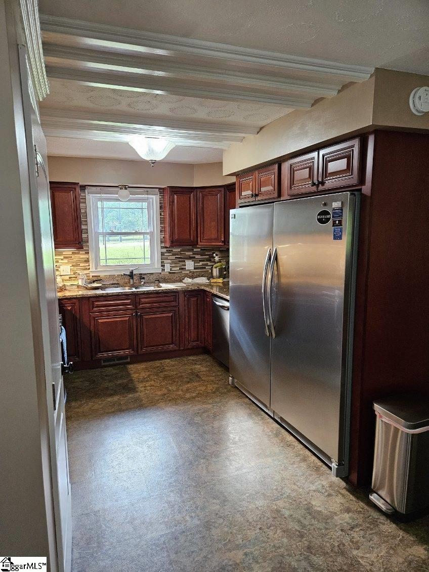 201 E Standing Springs Road, Simpsonville