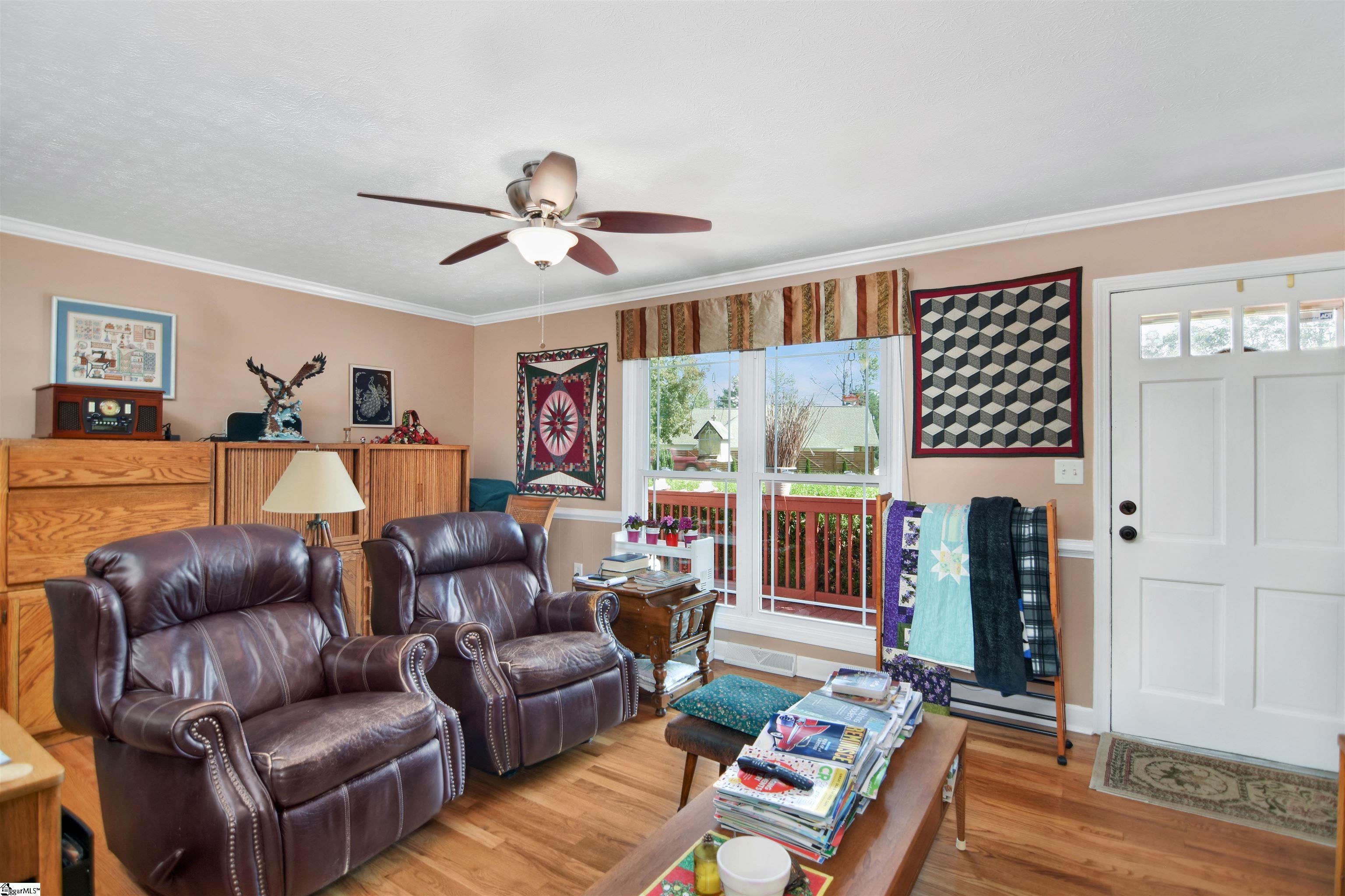 201 E Standing Springs Road, Simpsonville