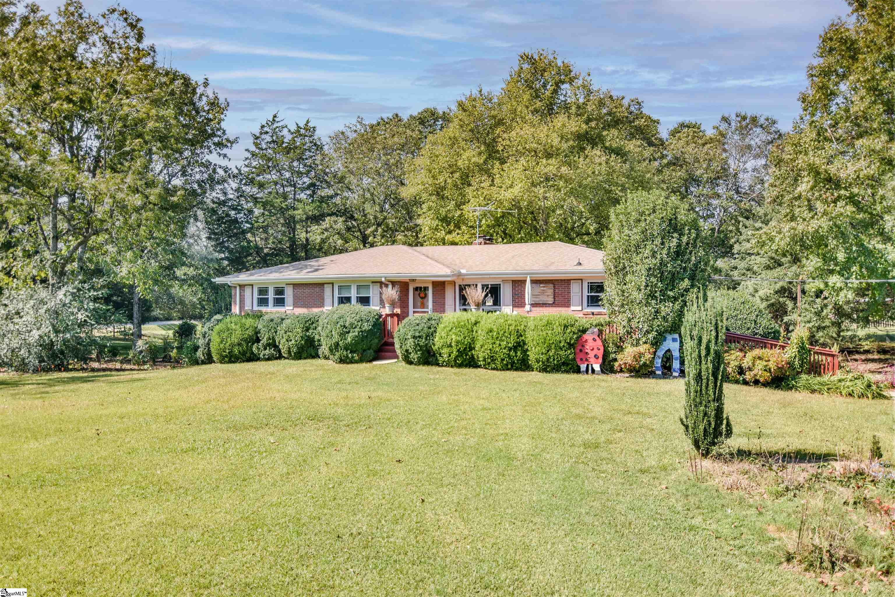 201 E Standing Springs Road, Simpsonville