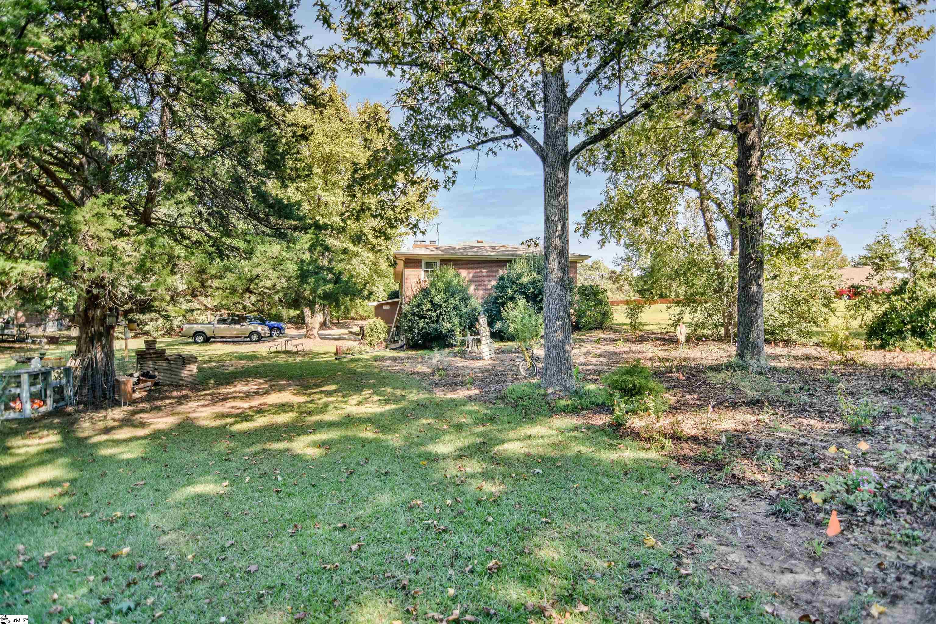 201 E Standing Springs Road, Simpsonville