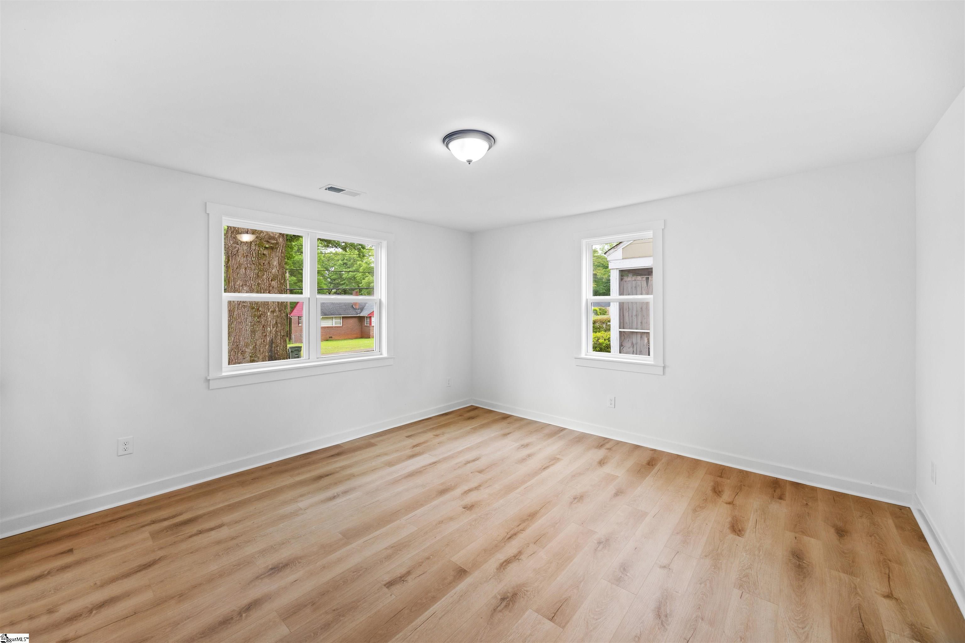 222 Potomac Avenue