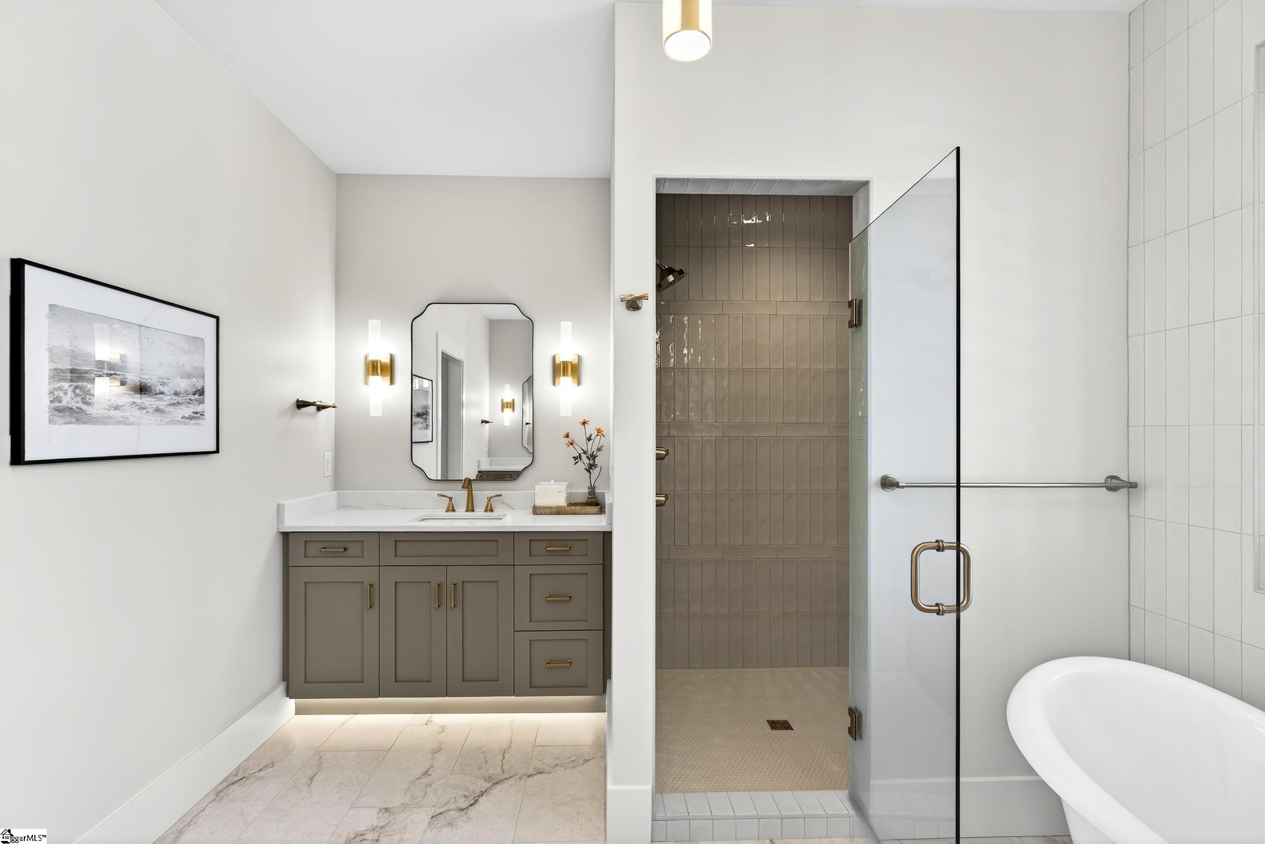 102 Waterfall Overlook Way