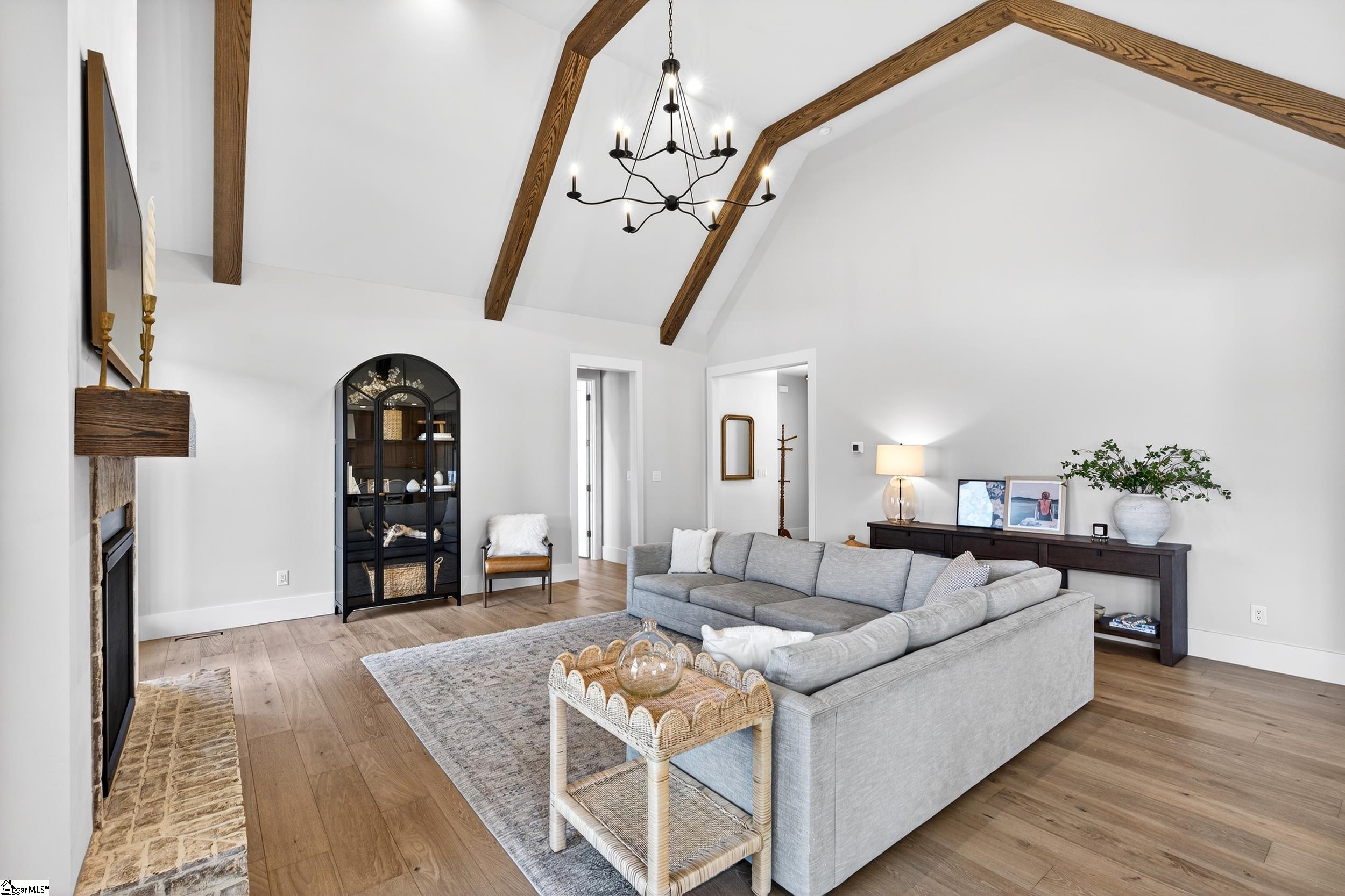 102 Waterfall Overlook Way