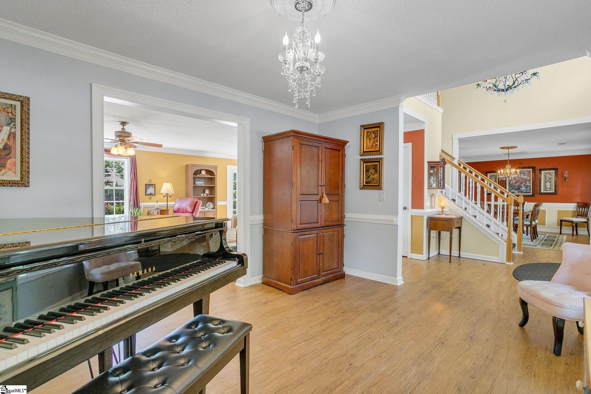 6 Kingfisher Drive