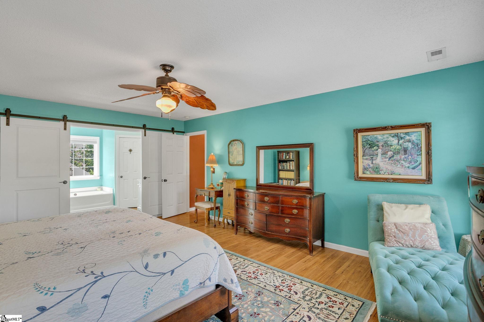 6 Kingfisher Drive