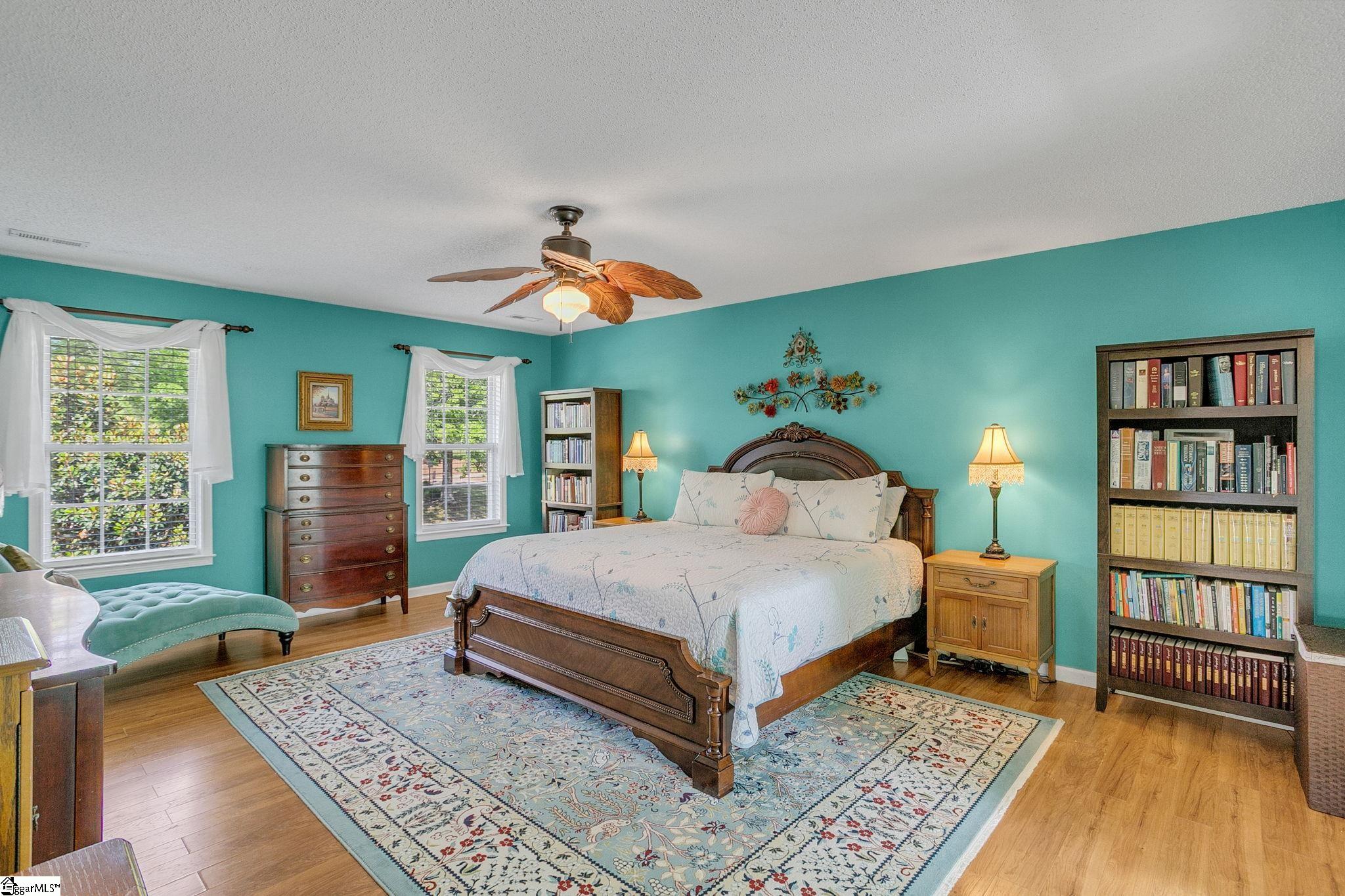 6 Kingfisher Drive