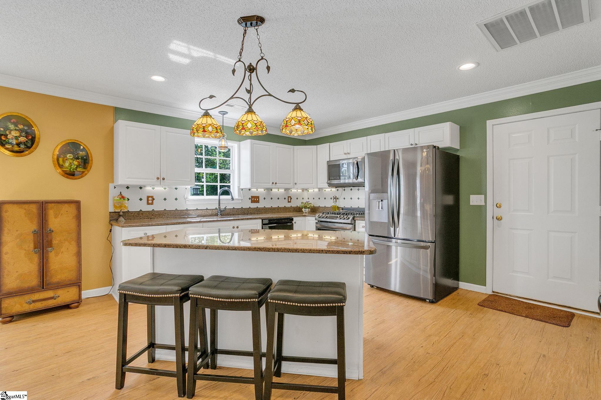 6 Kingfisher Drive